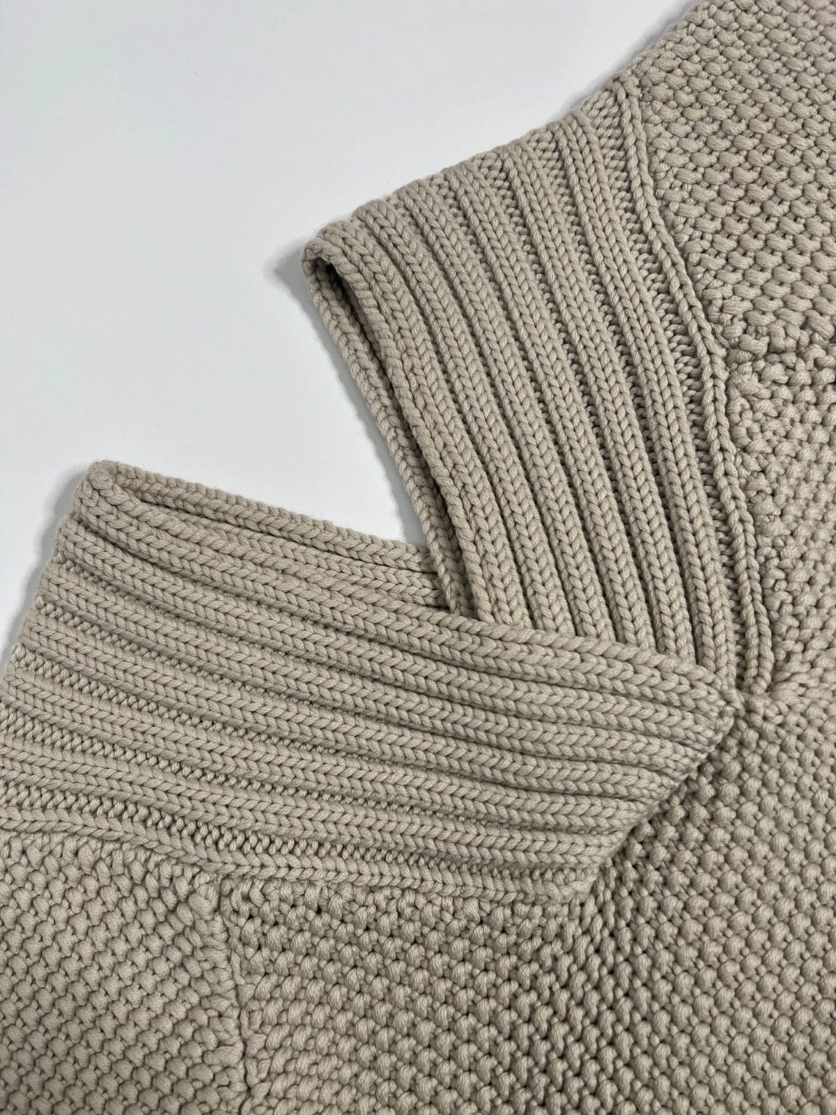 Stella McCartney Stella McCartney Women's Knit Heavyweight Wool Sweater Size M / US 6-8 / IT 42-44 - 8 Thumbnail