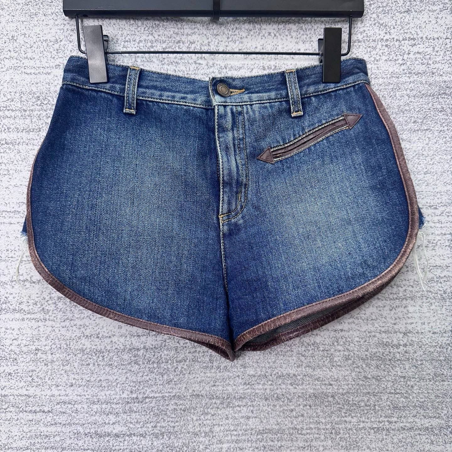 Saint Laurent Paris Saint Laurent Leather Trim Denim Shorts Size 24 Size 24" / US 00 / IT 34 - 1 Thumbnail