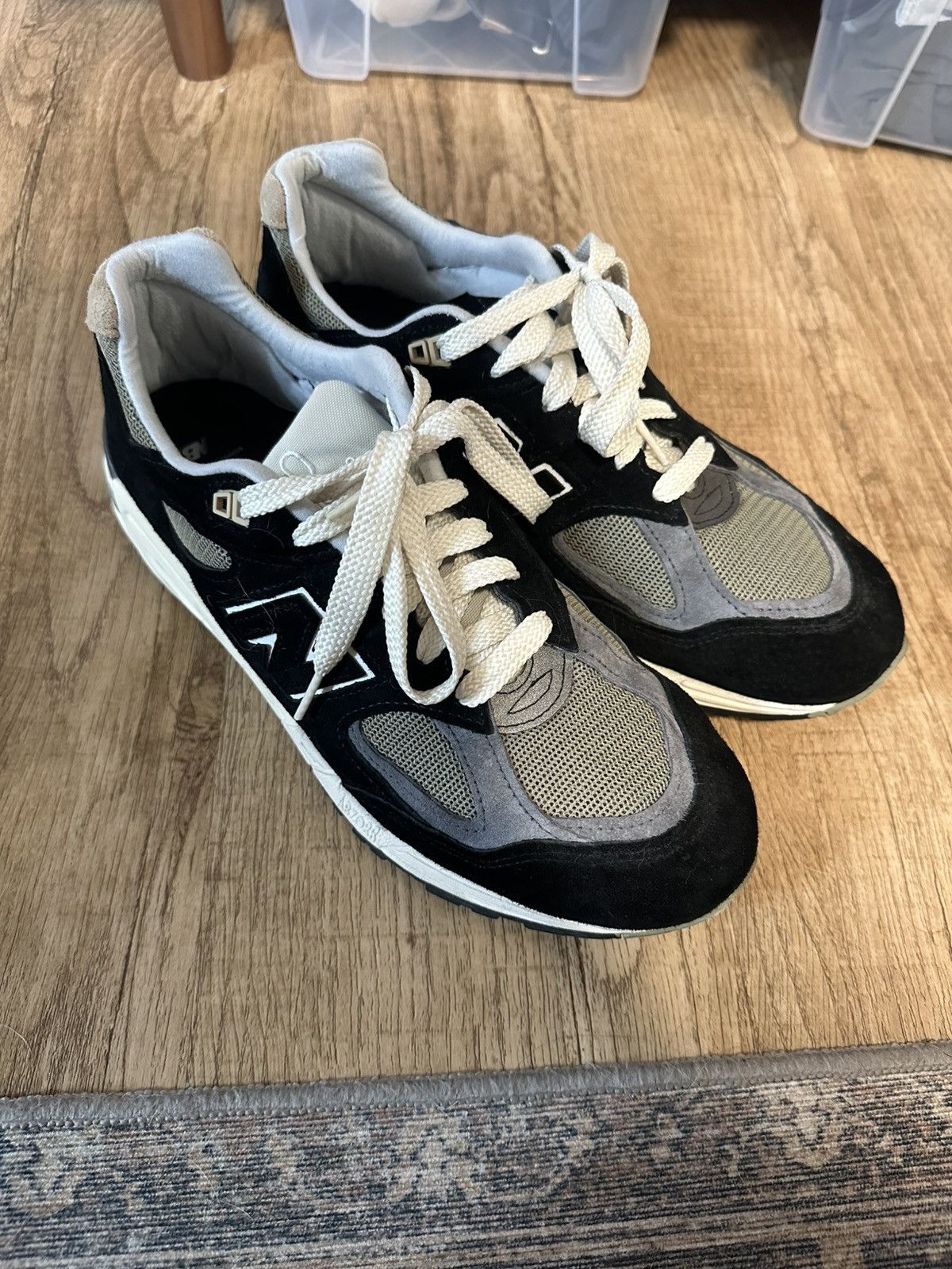New Balance Nee Balance 990v2 Black/olive Size US 10 / EU 43 - 1 Thumbnail