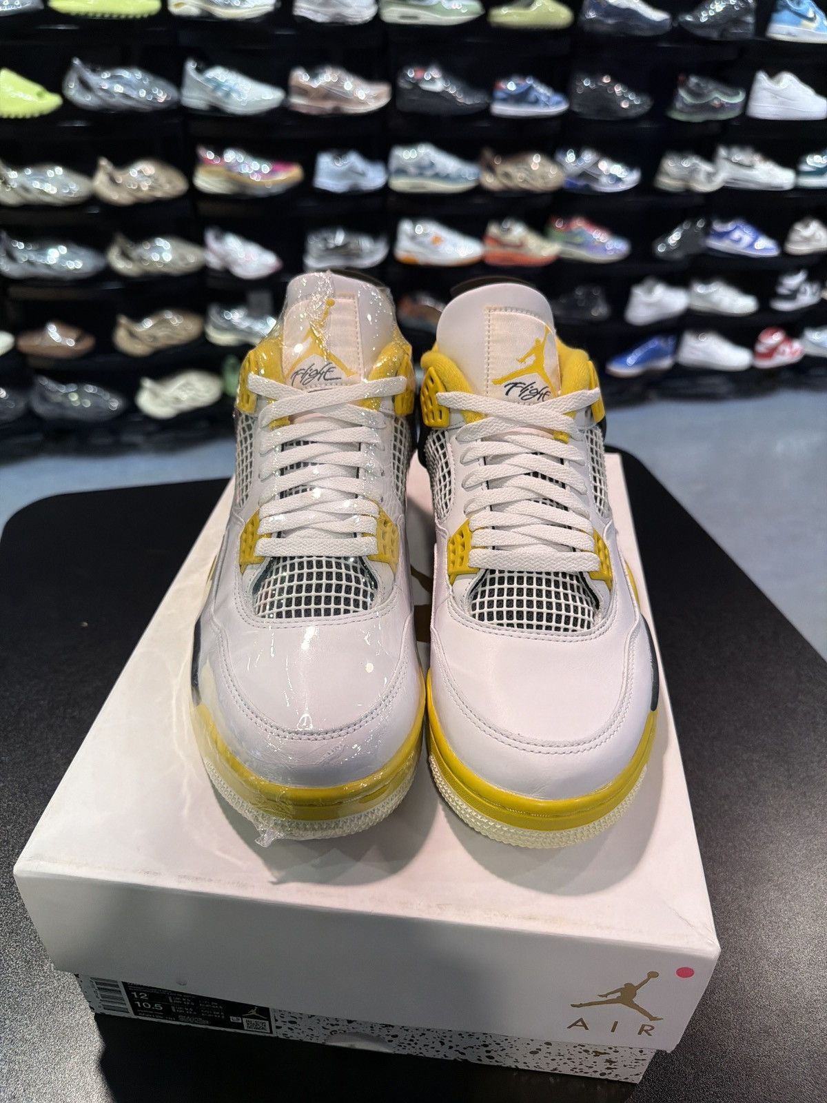 Jordan Brand Jordan 4 Vivid Sulfur Size-12W/10.5M Brand New Quick Ship Size US 10.5 / EU 43-44 - 2 Thumbnail