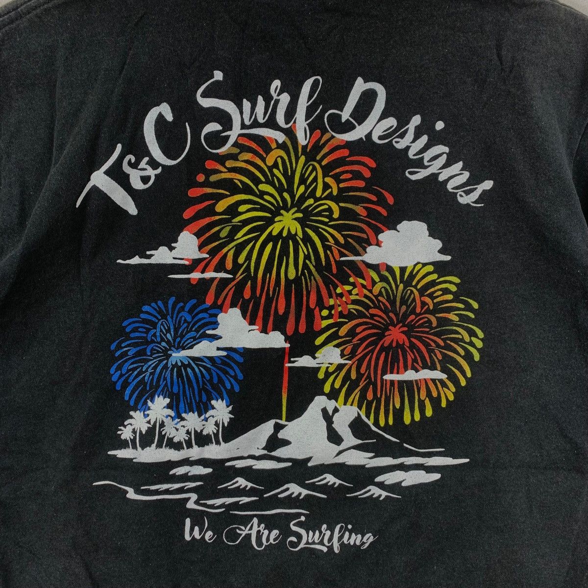 Vintage Vintage T&C SURF DESIGNS Fireworks Hawaii Illustration Tee Size US XL / EU 56 / 4 - 2 Thumbnail