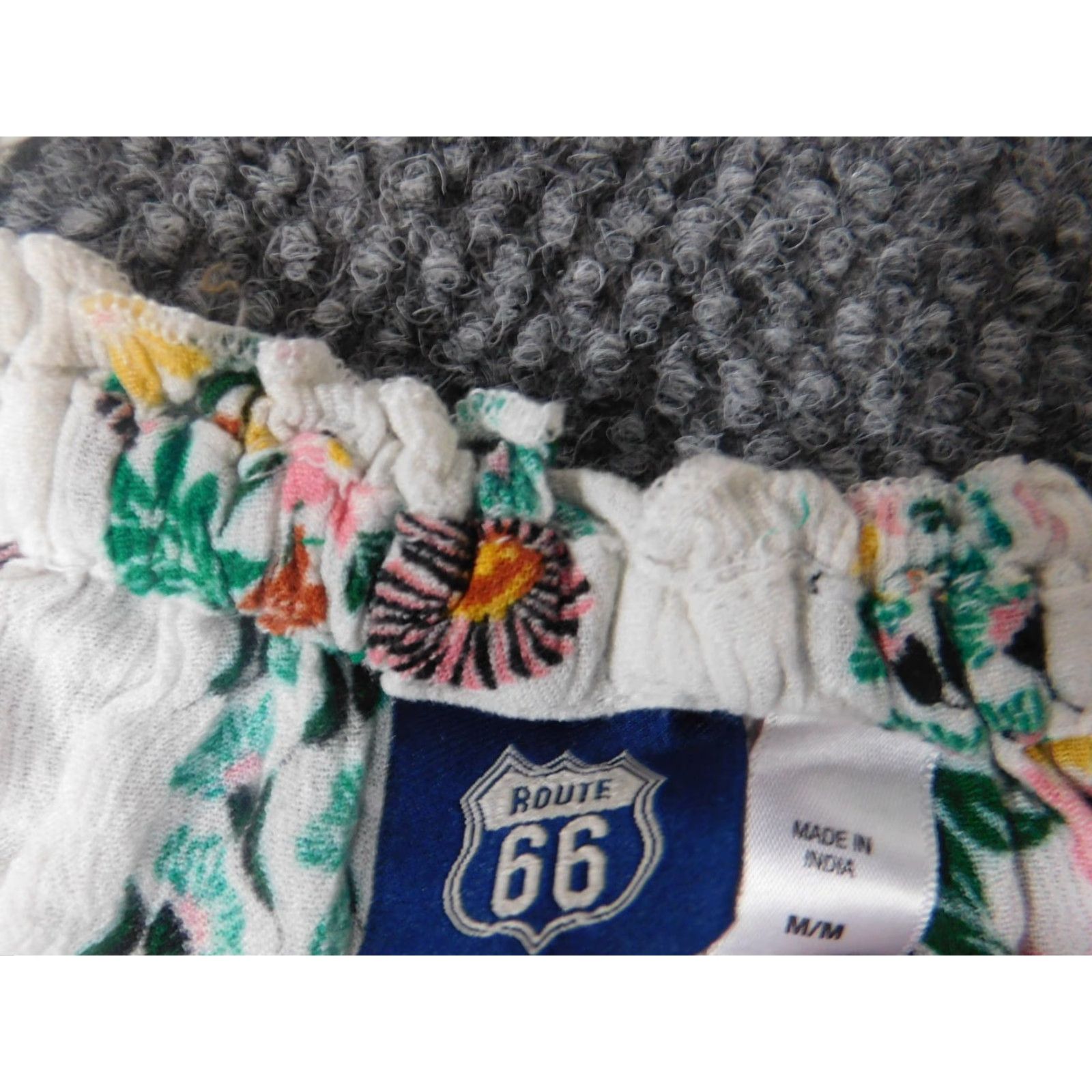 Route 66 Route 66 Blouse M White Floral Pullover Short Sleeve Knit Polyester Round Neck Pleated Casual Modern Womens Size M / US 6-8 / IT 42-44 - 5 Thumbnail