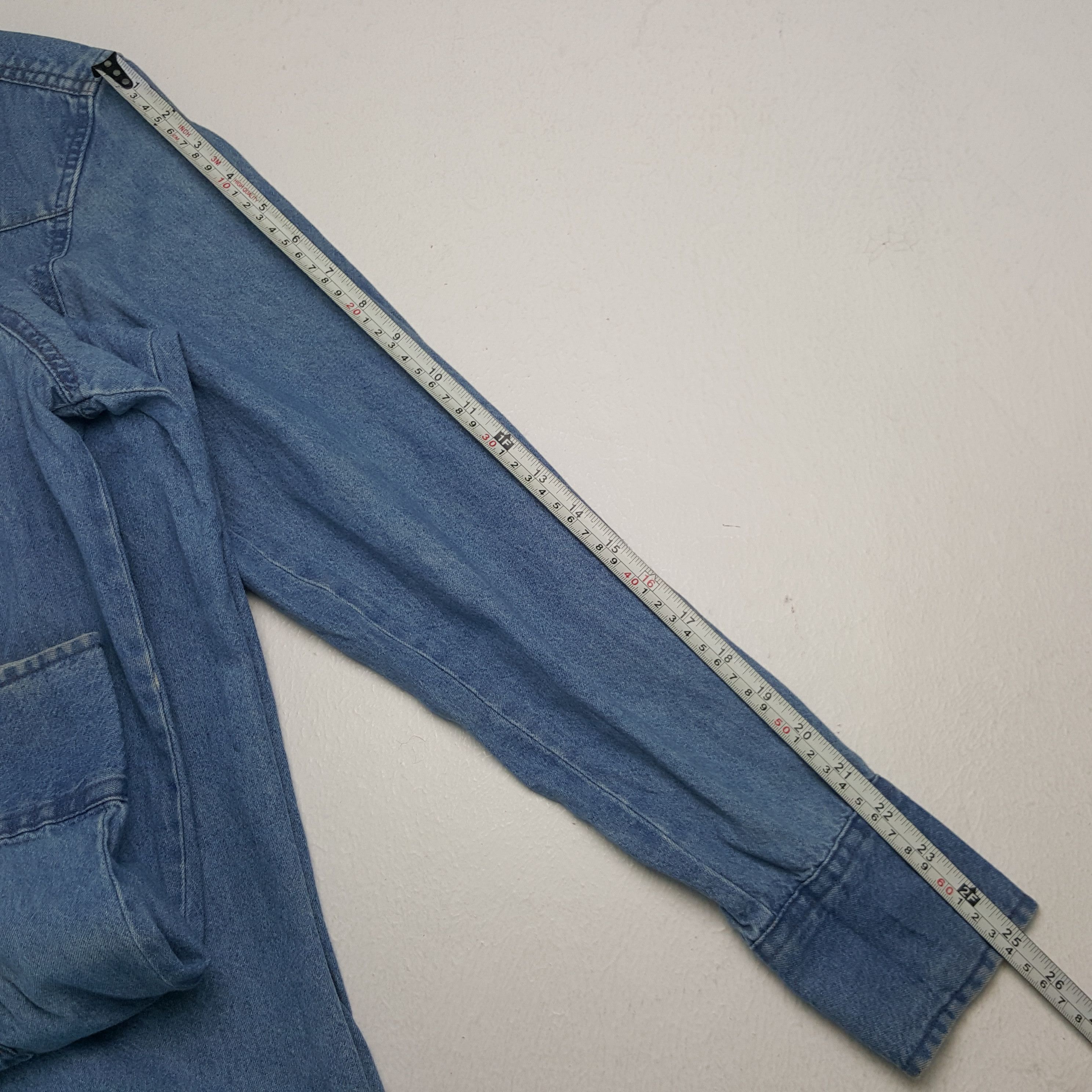 Vintage × Wrangler Vintage Wrangler American Retro Style Denim Shirt Button Up Size US L / EU 52-54 / 3 - 6 Thumbnail