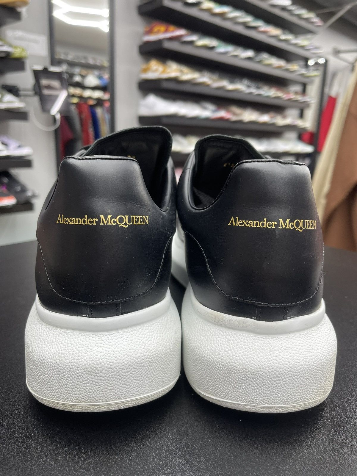 Alexander McQueen Size 13US/46EU - Alexander McQueen Oversized Black Size US 13 / EU 46 - 4 Thumbnail