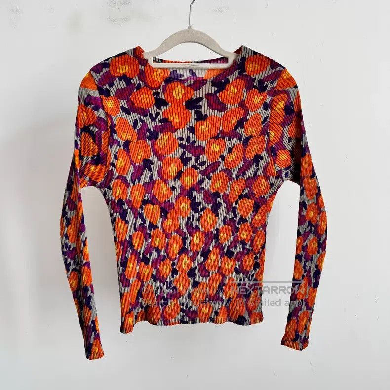 Issey Miyake Issey Miyake Color-Blocked Long-Sleeve Top Size M / US 6-8 / IT 42-44 - 1 Thumbnail