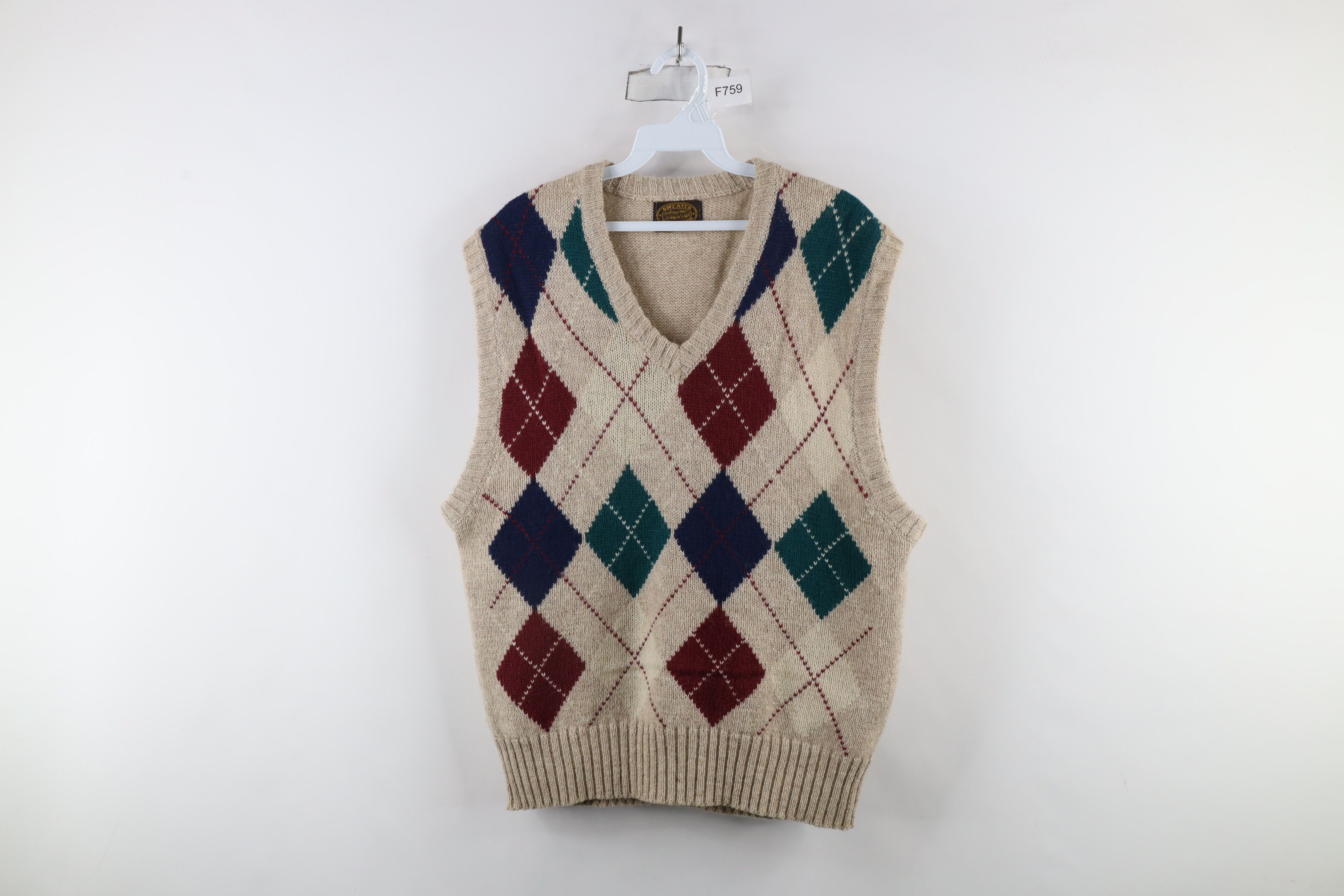 Vintage Vintage 70s Streetwear Knit Argyle Diamond Sweater Vest Size US XL / EU 56 / 4 - 1 Thumbnail