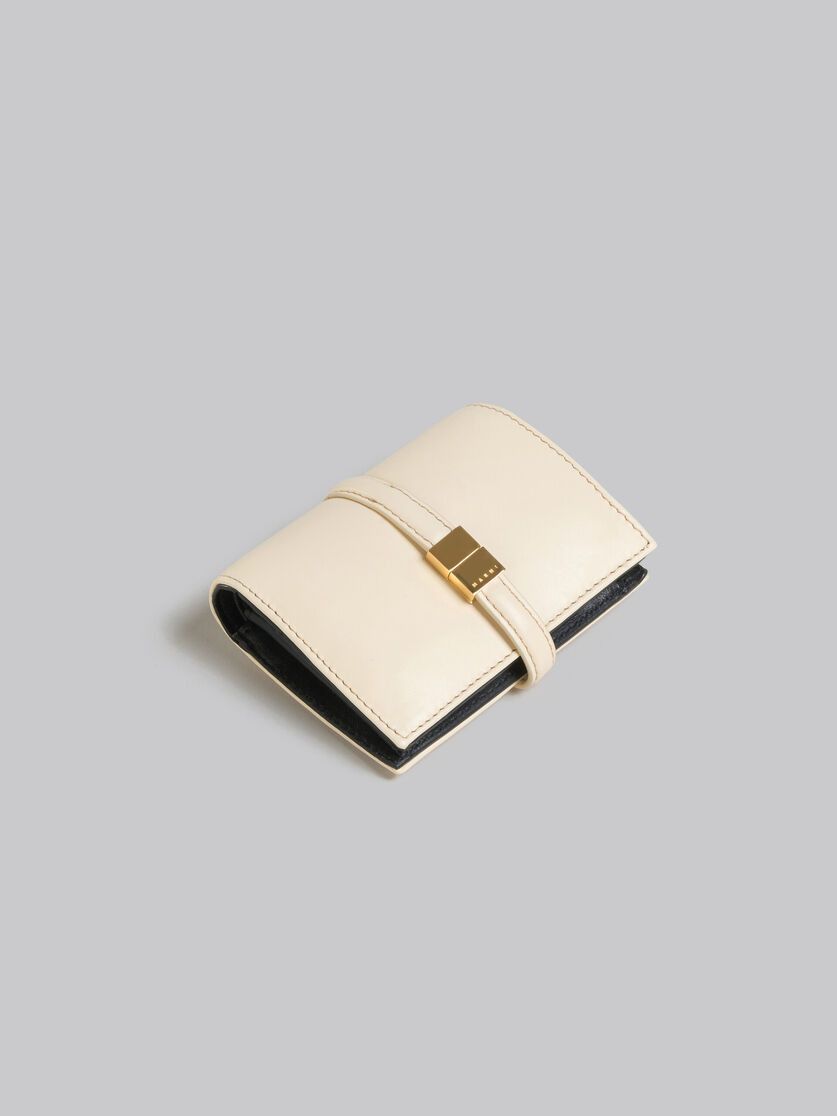 Marni o1srvl11e0624 Size: OS / Wallets in Ivory White Size ONE SIZE - 2 Thumbnail