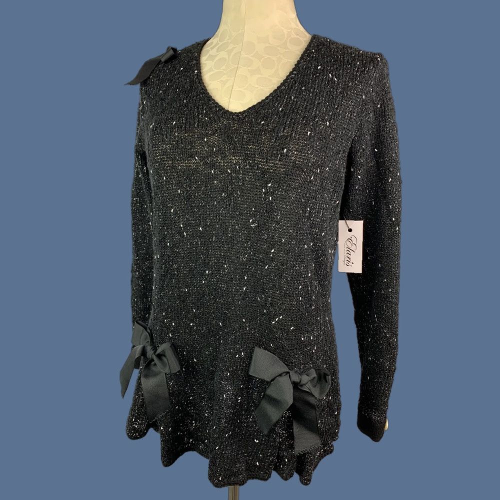 VINTAGE Large Elaris Women's Black Nubby Sweater Scalloped Hem Grosgrain Ribbon Detail 100% Rayon Made in USA Womens L Black Sweater 90s Event