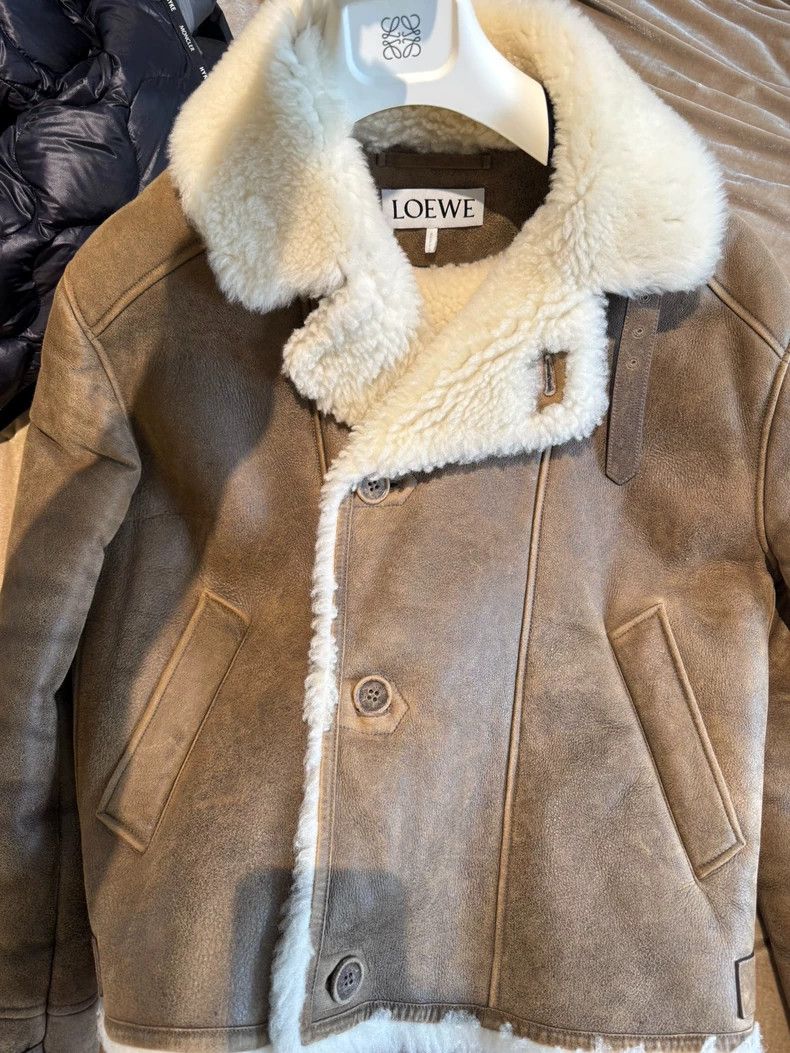 Loewe Loewe size L Wool-integrated lamb hair Size US M / EU 48-50 / 2 - 5 Thumbnail