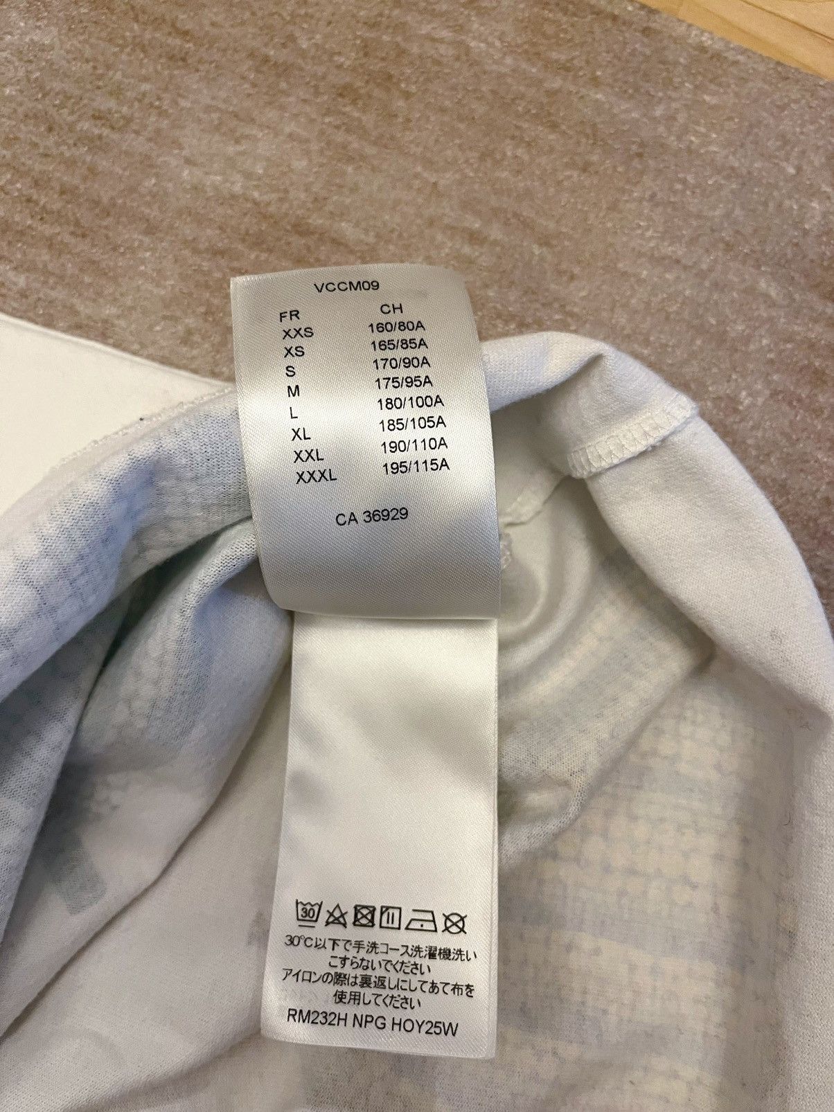Louis Vuitton Louis Vuitton luxury T-shirts Size US M / EU 48-50 / 2 - 4 Thumbnail