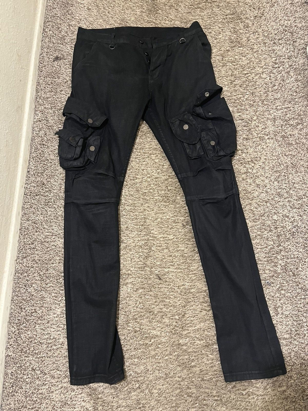 MNML Black mnml cargo denim Size US 33 - 1 Thumbnail