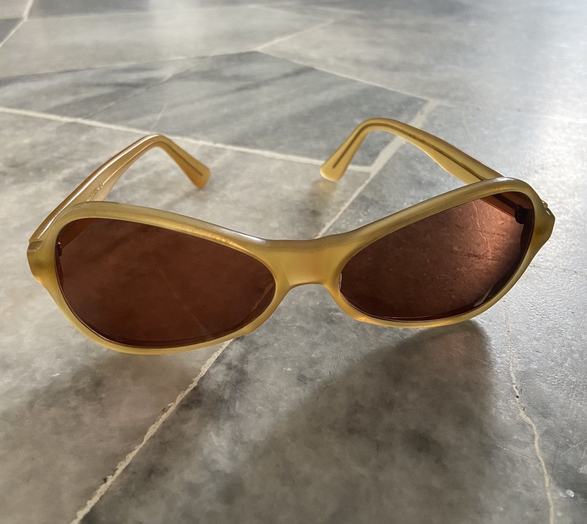 Cutler and Gross Cutler and Gross Vintage Sunglasses Size ONE SIZE - 6 Thumbnail