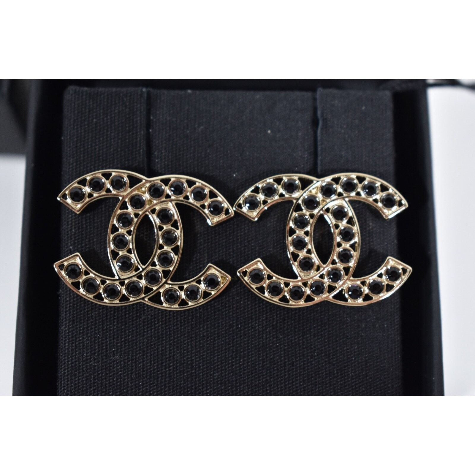Chanel Chanel Gold Black Interlocking Drop Statement Stud Earrings Size ONE SIZE - 8 Thumbnail