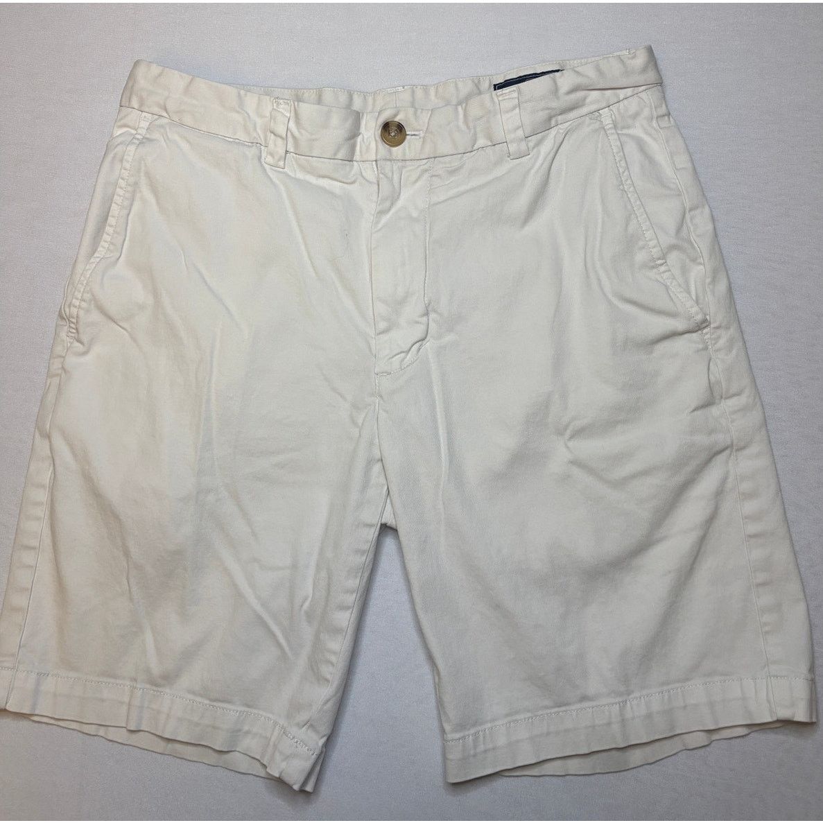 Vineyard Vines VINEYARD VINES Mens Stretch Breaker Chino 9" Shorts 30 Waist Size US 30 / EU 46 - 1 Thumbnail