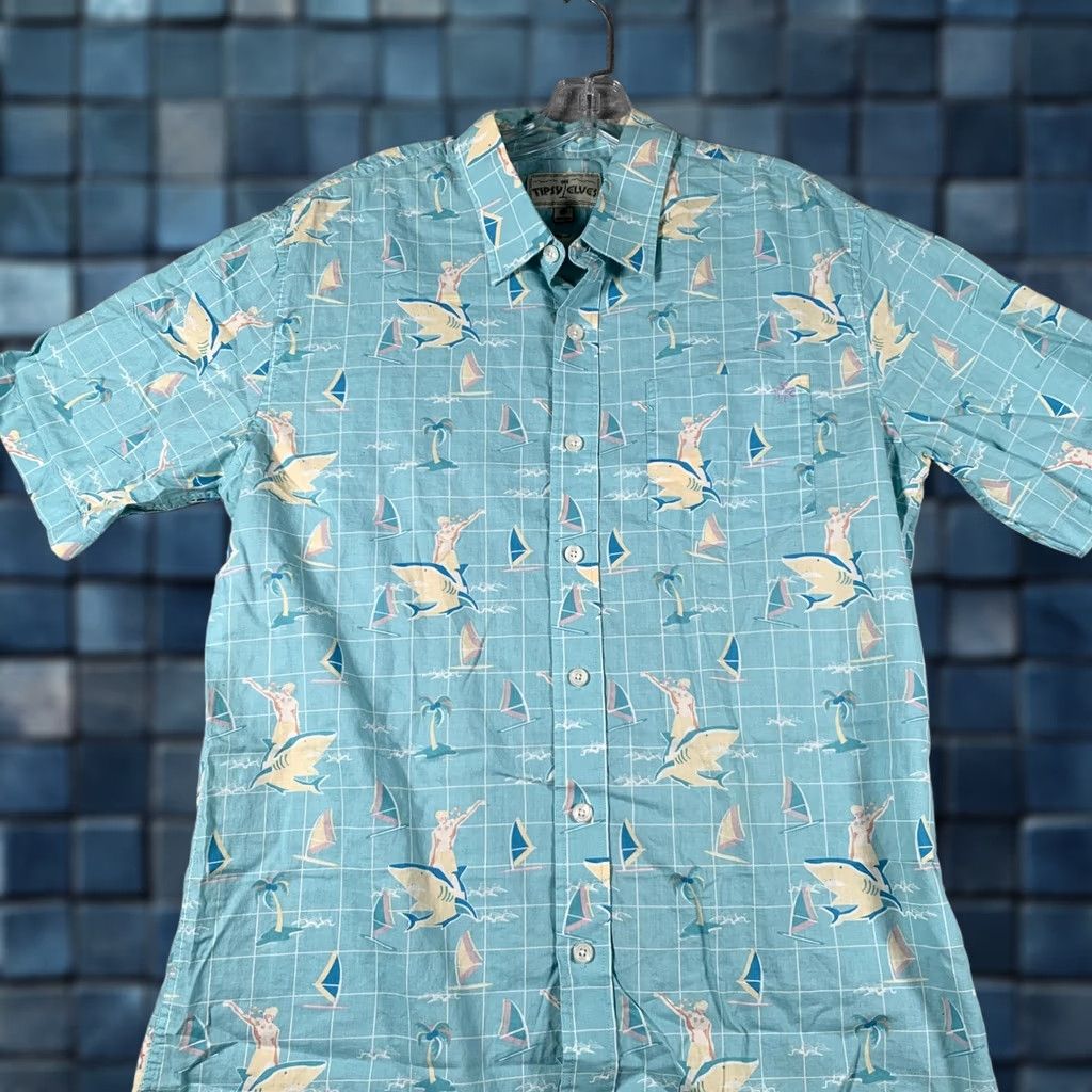 Vintage Tipsy Elves Mens Large Blue Shark Sailboat Hawaiian Shirt Size Cotton Button Up Size US L / EU 52-54 / 3 - 1 Thumbnail