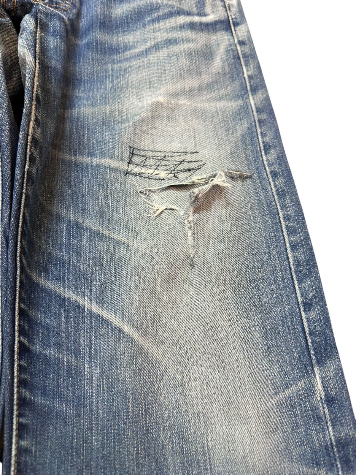 Levi's Vintage Clothing Vintage Levi’s 501 Faded Whiskers Distressed Denim Size US 30 / EU 46 - 3 Thumbnail