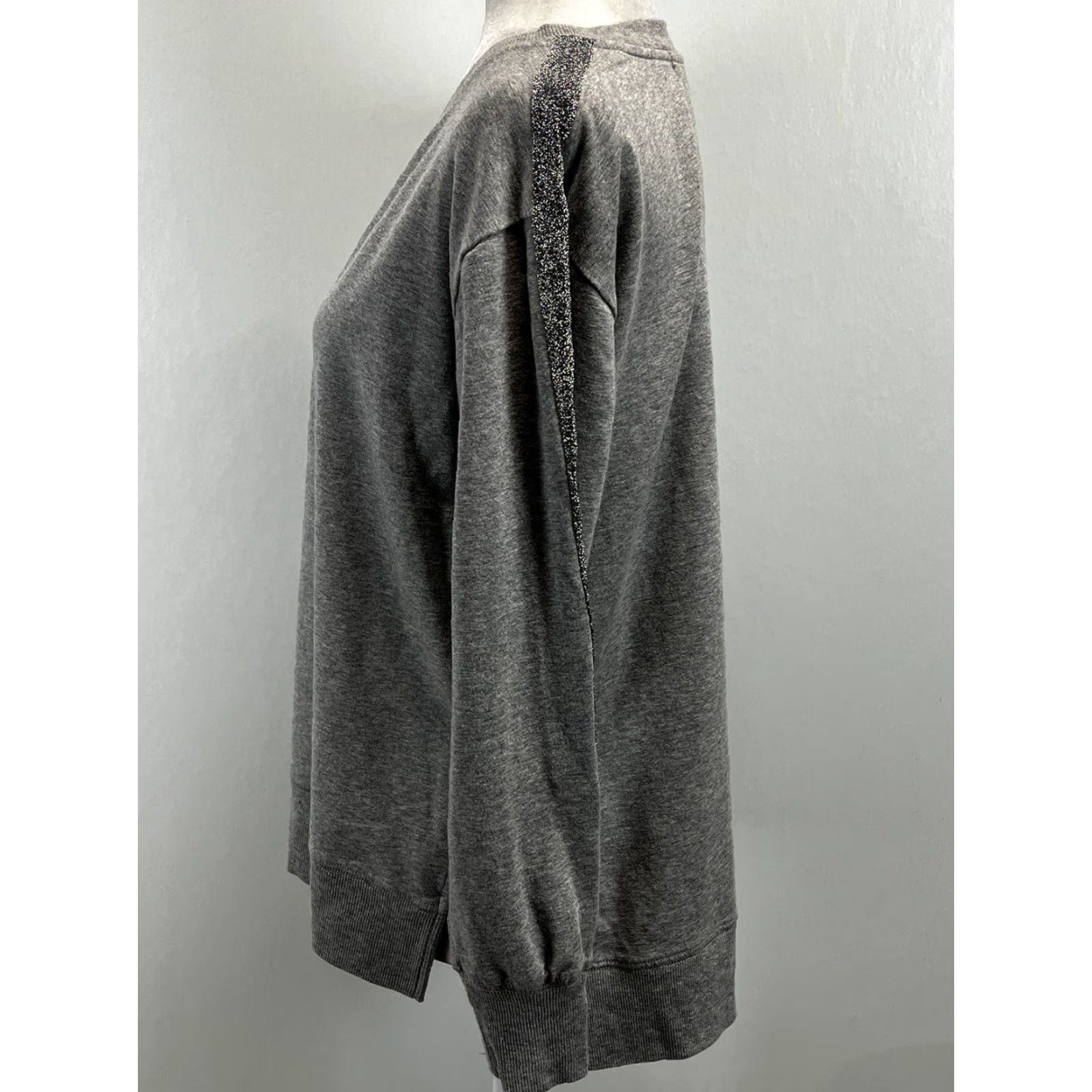 Johnny Was Johnny Was Sweatshirt Women Small Gray Crewneck Boxy Silver Stripe Sleeves Pullover Size S / US 4 / IT 40 - 2 Thumbnail