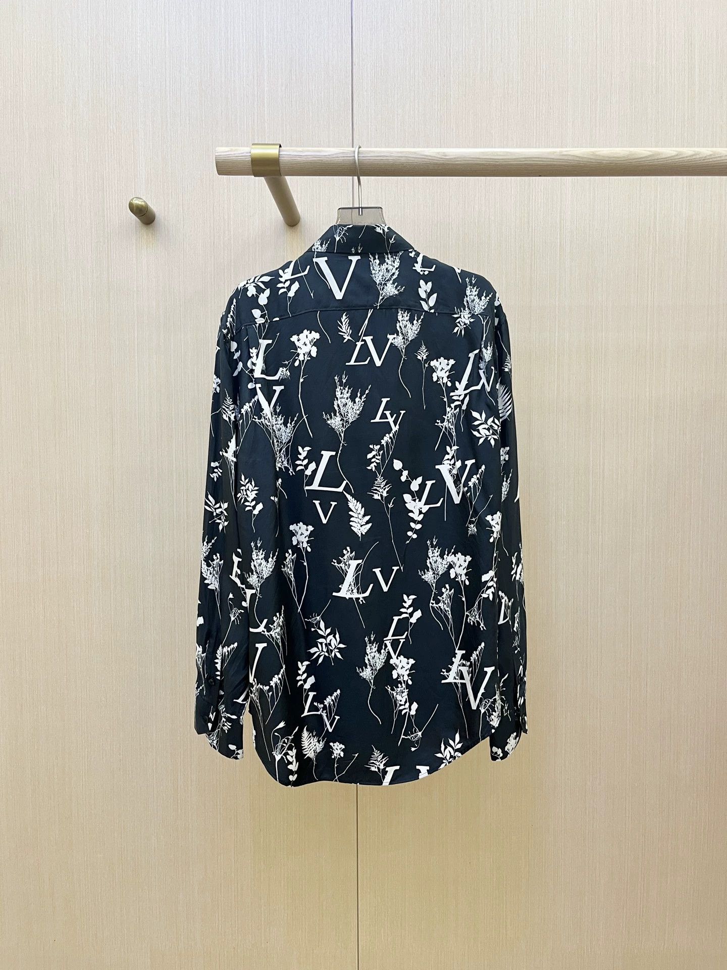 Louis Vuitton LV Used Black Wheat Print Shirt S Size US S / EU 44-46 / 1 - 2 Thumbnail
