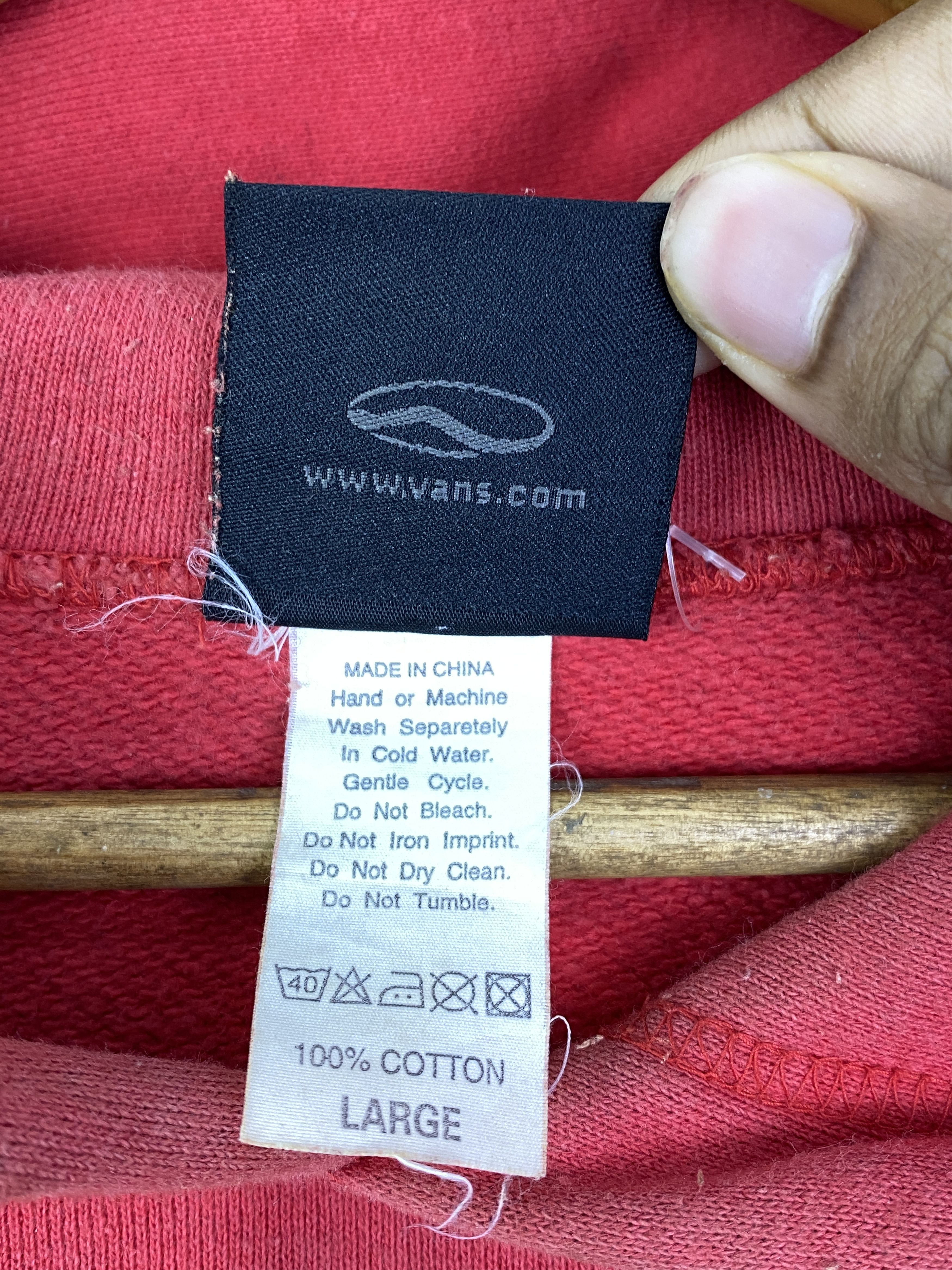 Vans Vintage Vans Central Logo Hoodie Pull Over SH0101 Size US L / EU 52-54 / 3 - 10 Thumbnail