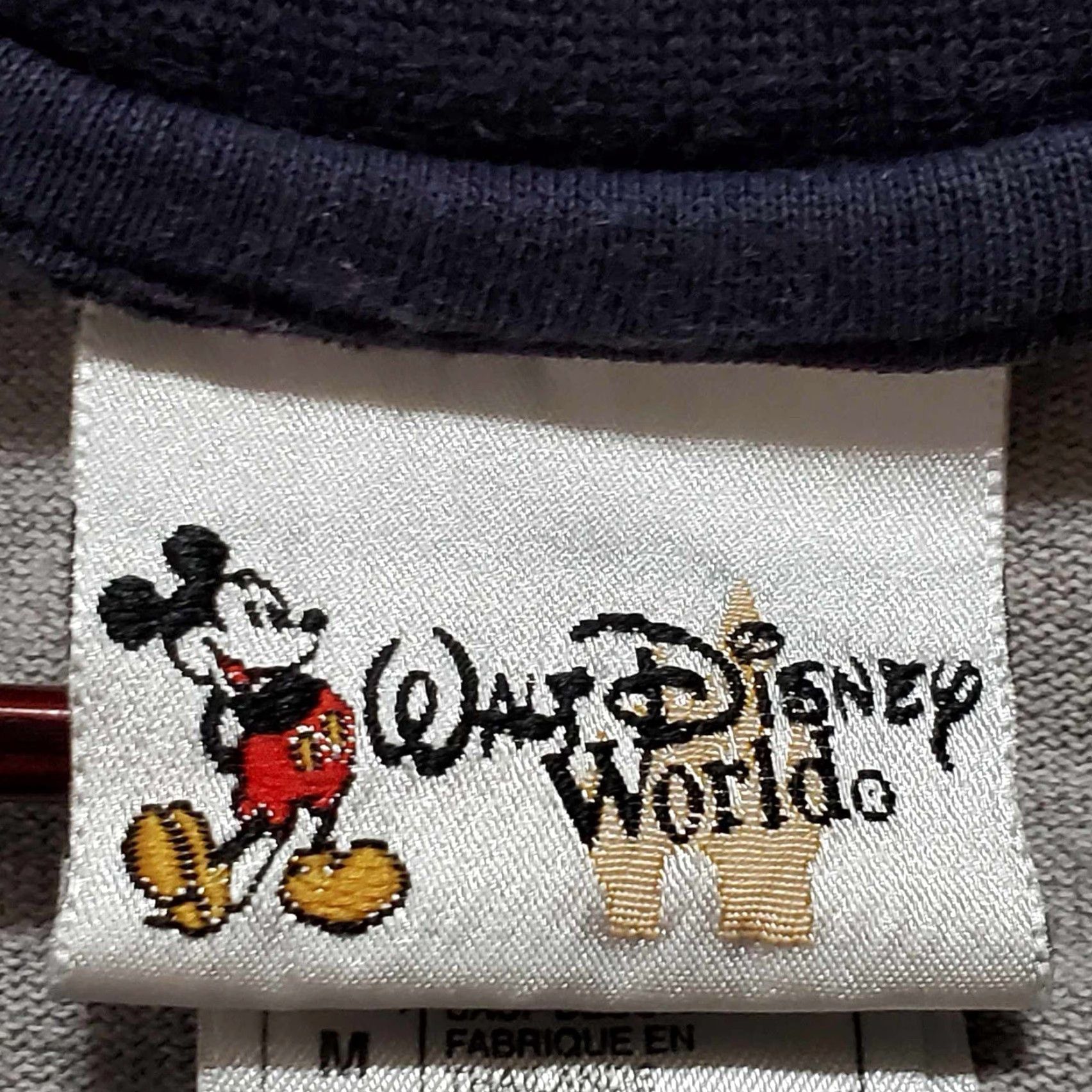 Disney VINTAGE Disney Mickey Mouse T-Shirt Mens M Gray Embroidered Raglan Crew Neck 3/4 Sleeve Size US M / EU 48-50 / 2 - 3 Thumbnail