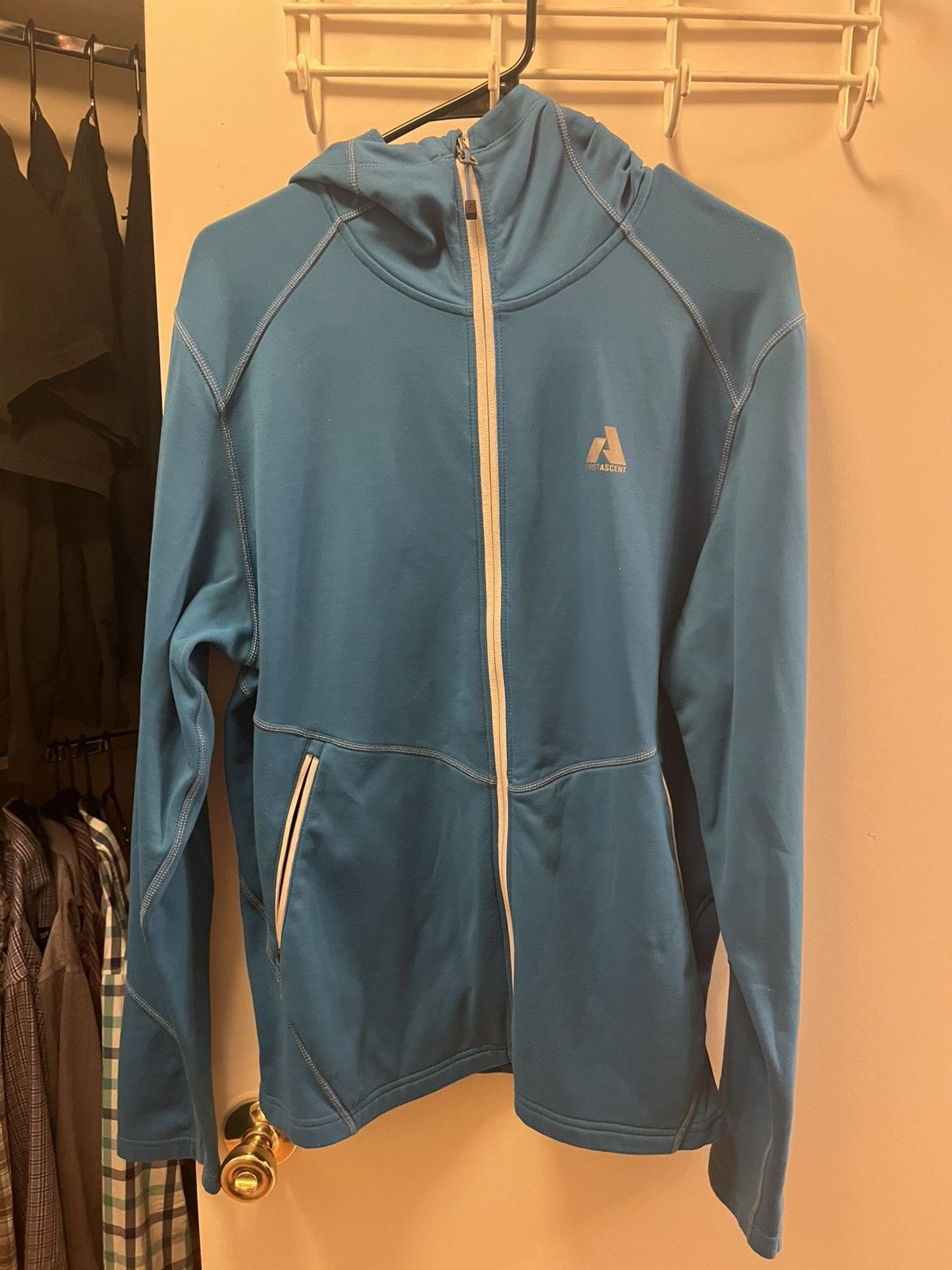 Eddie Bauer Eddie Bauer First Ascent Hooded Zip Fleece (L) Size US L / EU 52-54 / 3 - 1 Thumbnail
