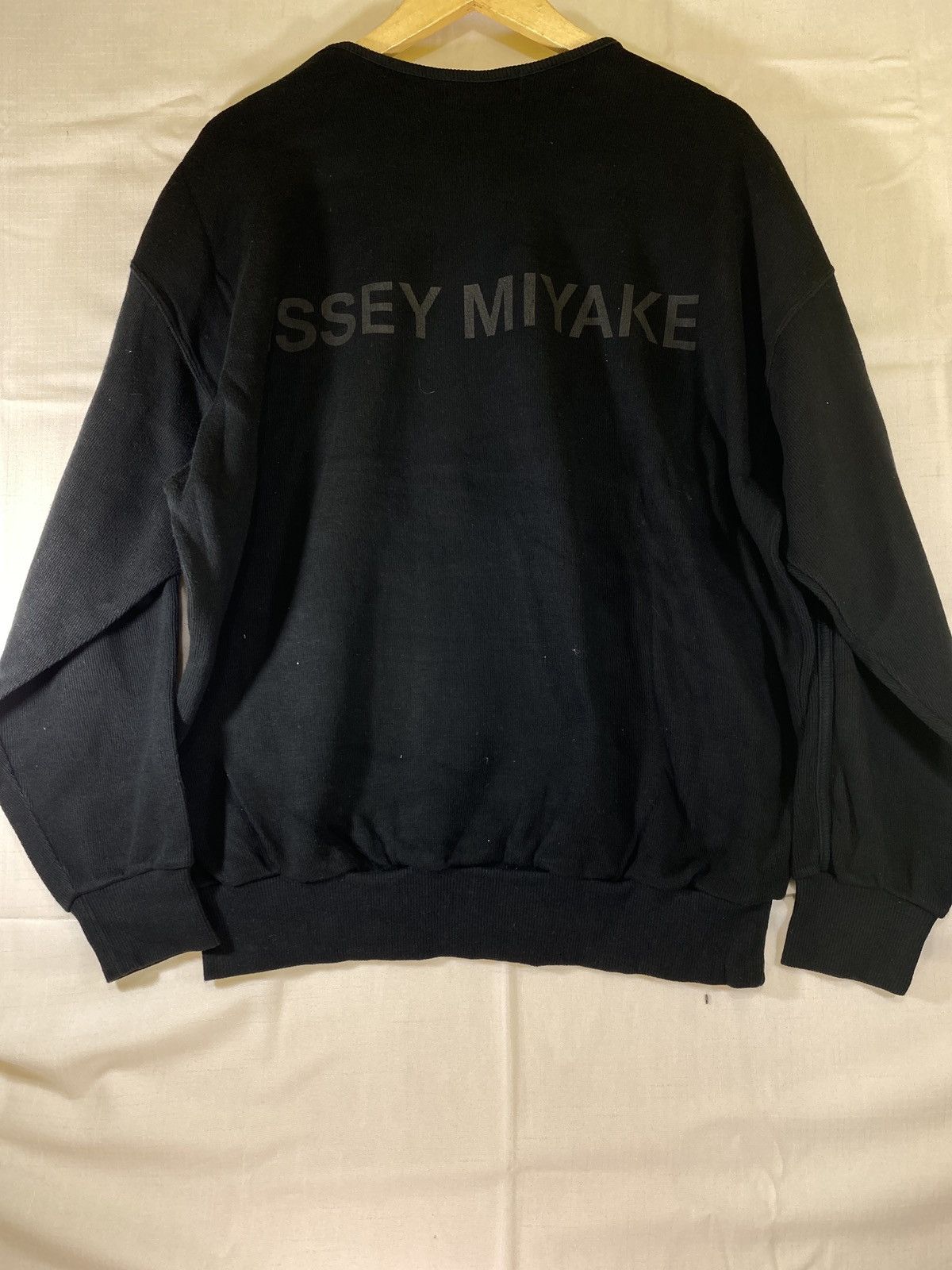 Issey Miyake spellout crewneck oversized Size US M / EU 48-50 / 2 - 1 Thumbnail