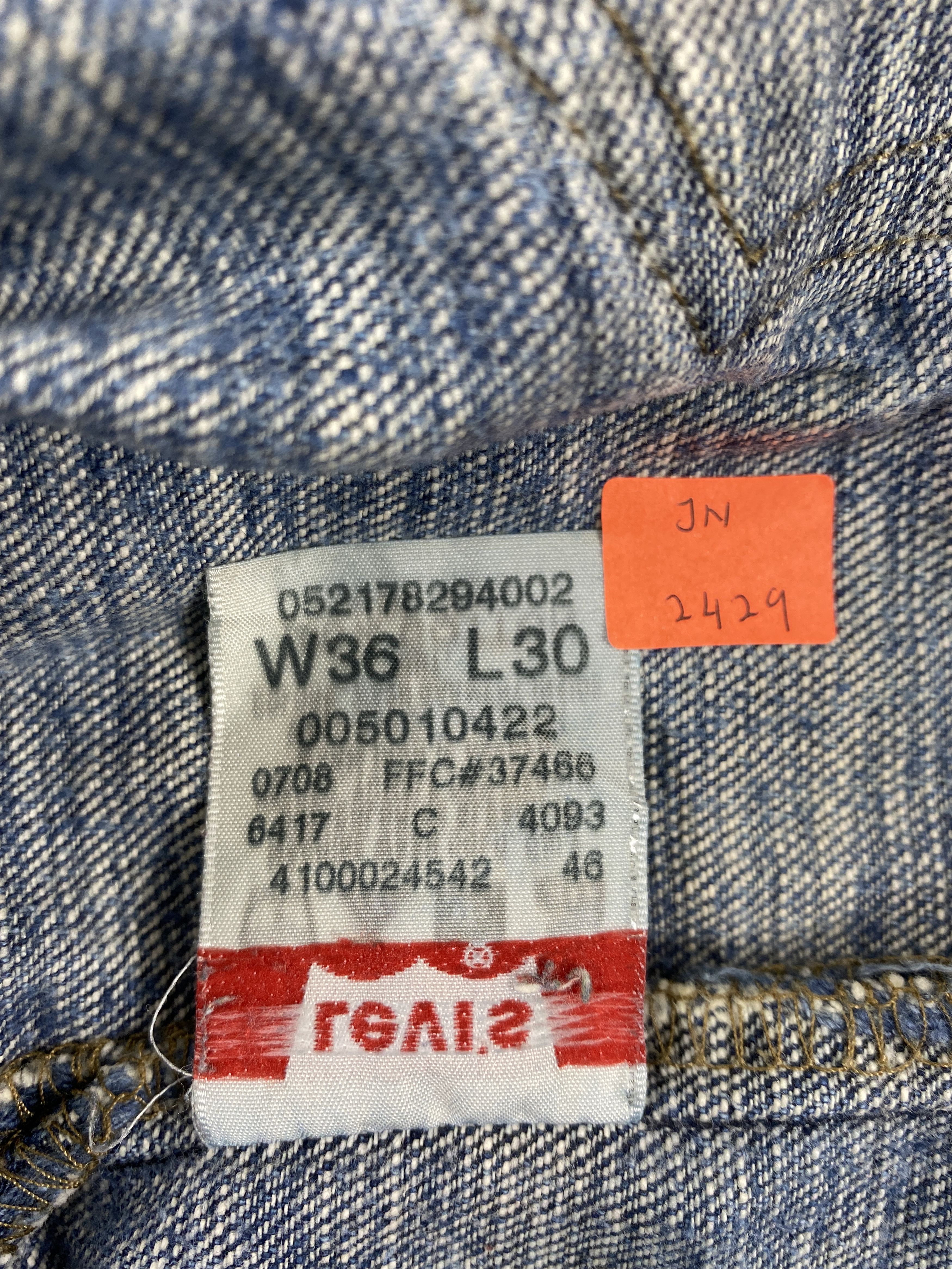 Levi's Distressed Blue Vintage Levi's 501 Jeans 37x30 Denim -JN2429 Size US 37 - 10 Thumbnail