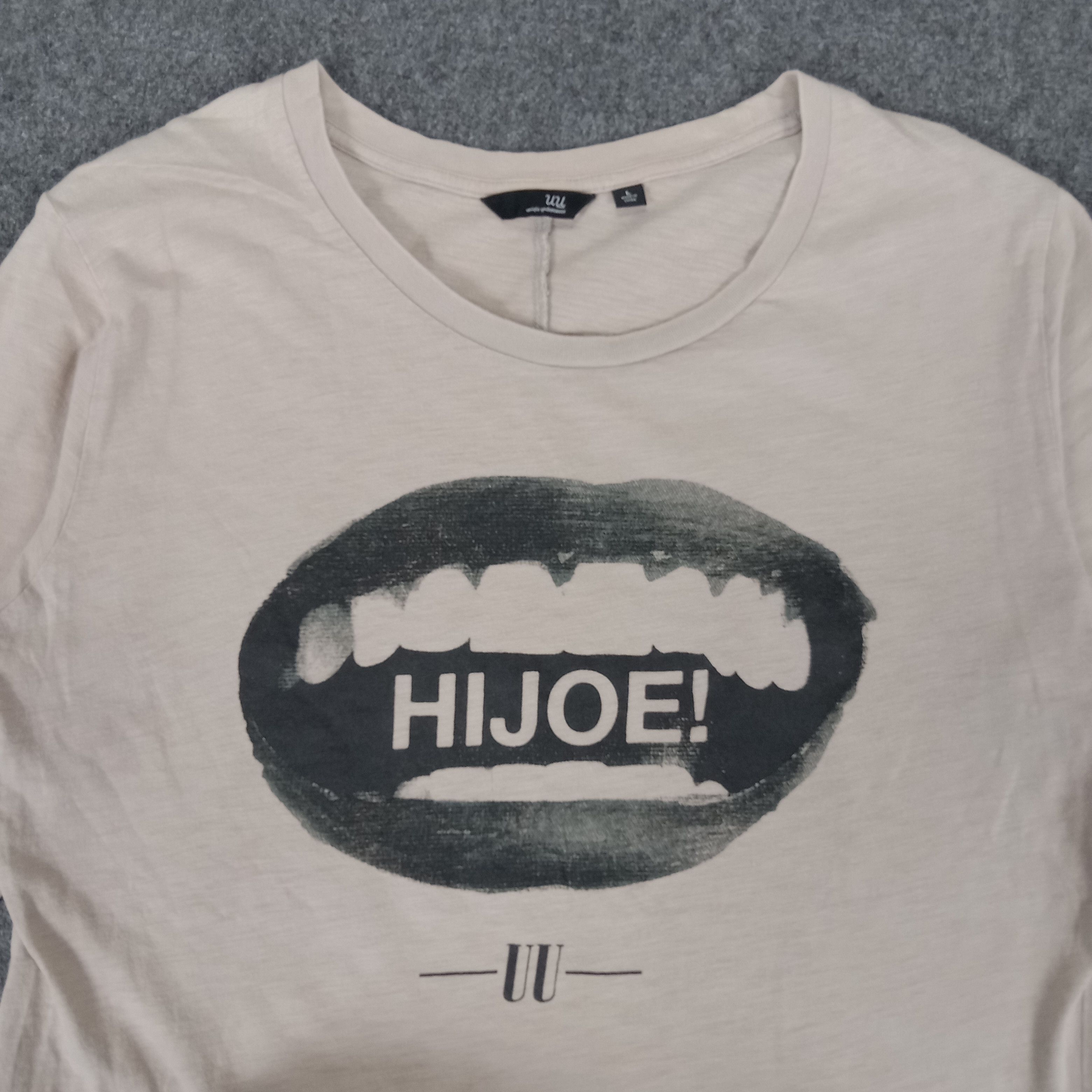 Undercover × Uniqlo × Vintage Uniqlo X Undercover Hijoe Japanese Brand Tshirt Size S / US 4 / IT 40 - 2 Thumbnail