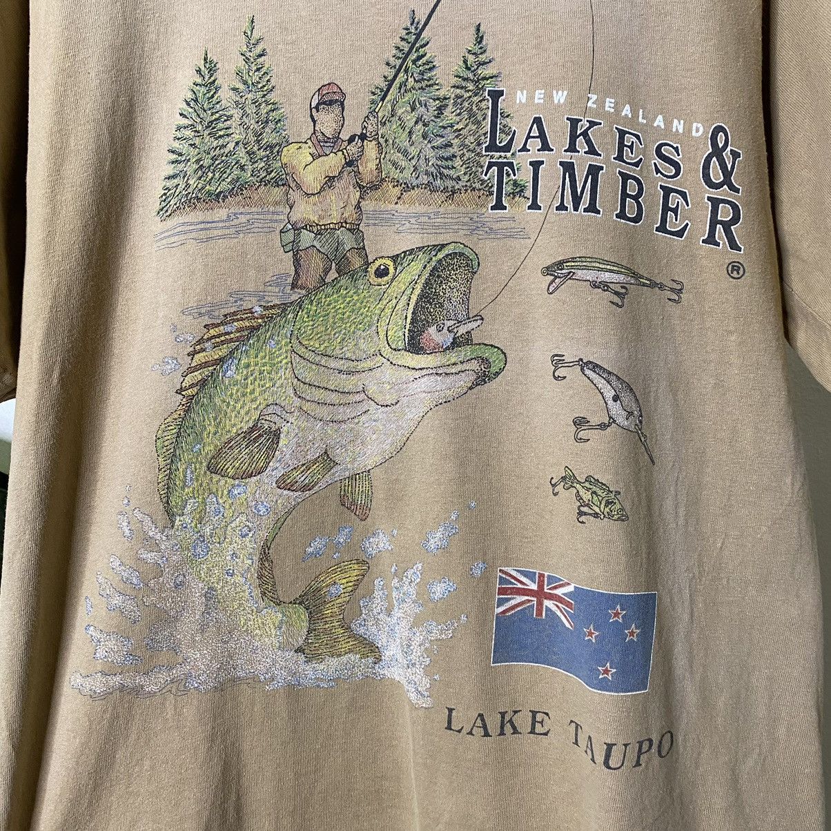 Habitat × Vintage Vintage 1990s Lake Taupo New Zealand Tee Size US L / EU 52-54 / 3 - 2 Thumbnail