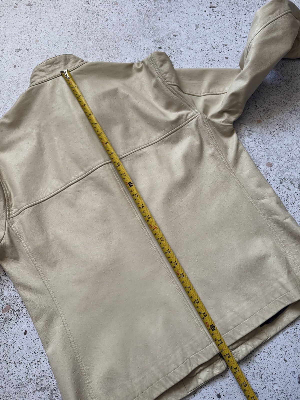 Versace Vintage 90s Versace classic v2 ostrich leather jacket Size US M / EU 48-50 / 2 - 22 Thumbnail