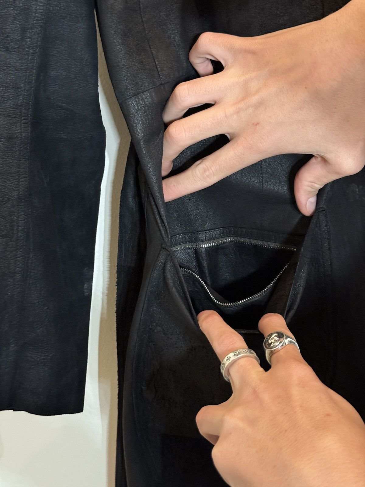 Rick Owens Leather trench coat, unlined, blistered leather Size US L / EU 52-54 / 3 - 9 Thumbnail