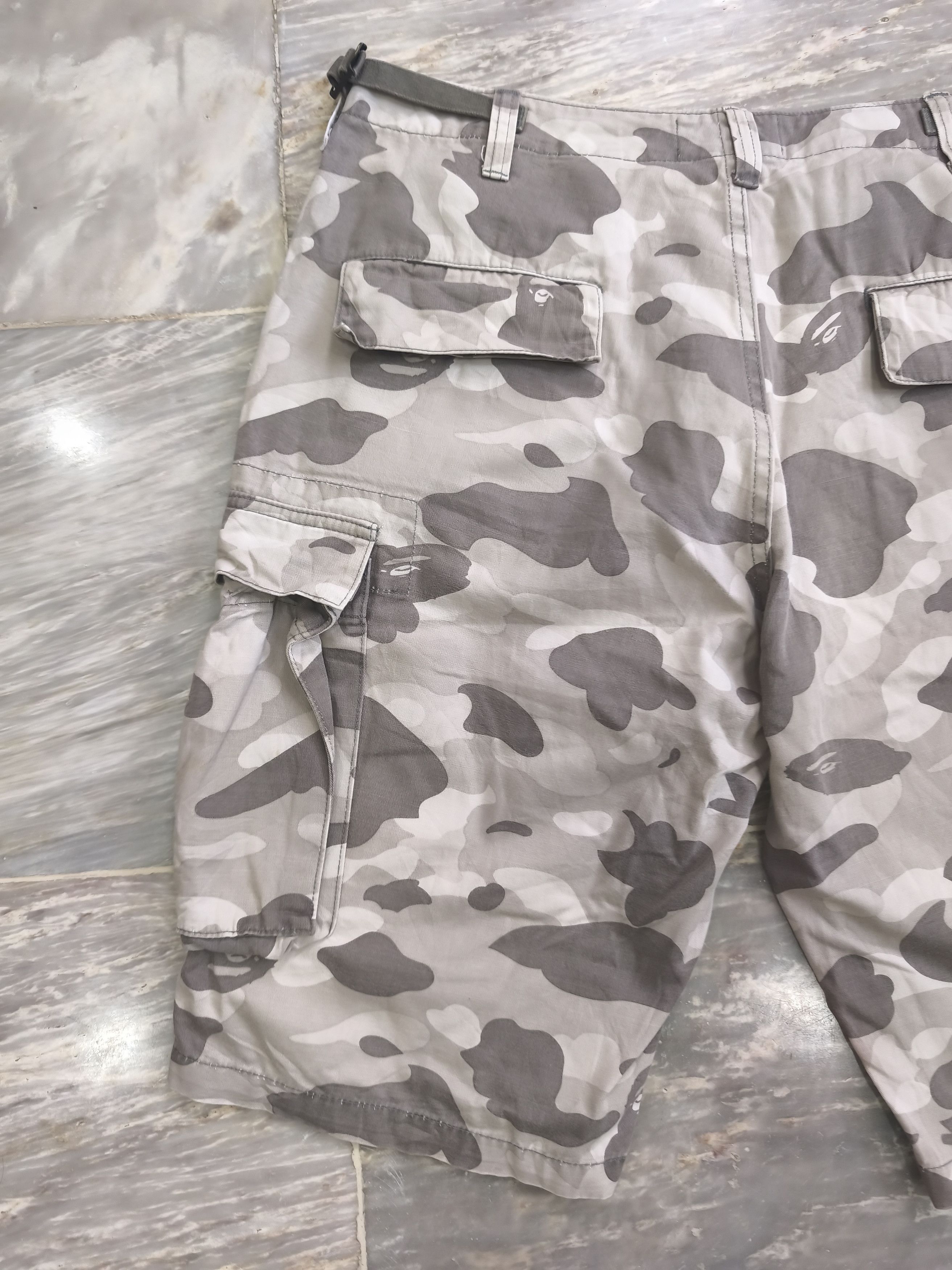 Bape OG Bape Gray Camo Cargo Short Size US 34 / EU 50 - 11 Thumbnail