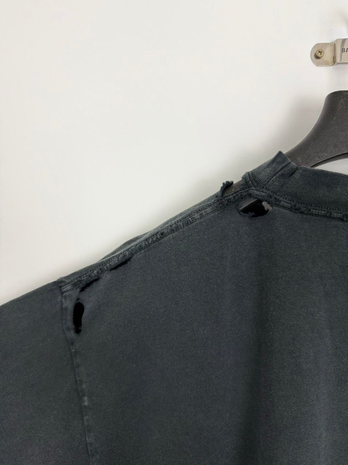 Balenciaga Paris tee Size US L / EU 52-54 / 3 - 3 Thumbnail