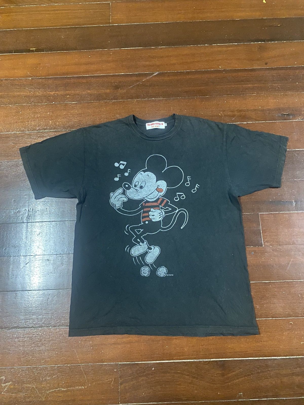Beams Plus BEAMS DISNEY Mickey Mouse Fuji Rock Festival curt corbain Size US XL / EU 56 / 4 - 1 Thumbnail