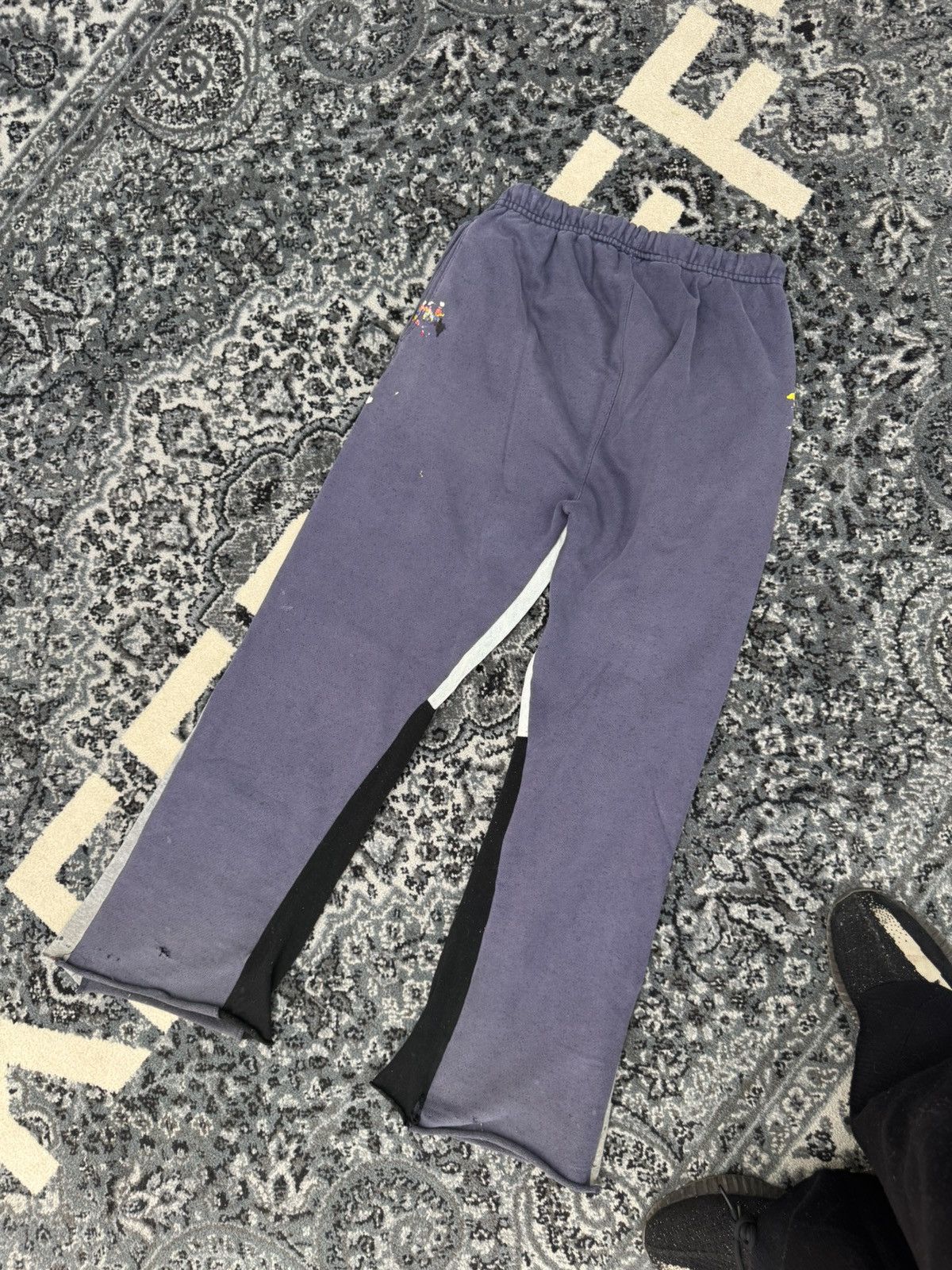 Gallery Dept. Gallery dept flared sweat pants Size US 34 / EU 50 - 4 Thumbnail