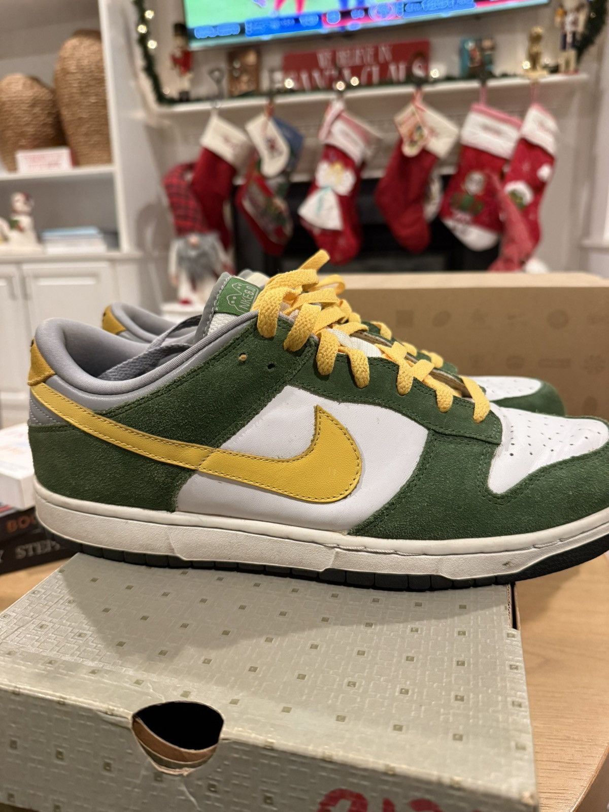 Nike Vintage Nike Dunk Low 2005 Mens Size 13 Yellow & Green Size US 13 / EU 46 - 2 Thumbnail