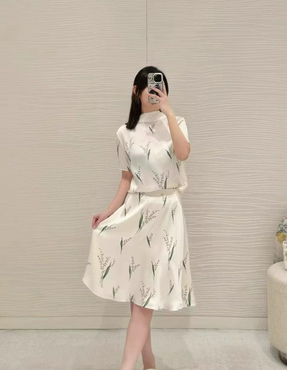 Dior Dior 26 Lily of Valley Silk Sash Top Reversible 38 Size S / US 4 / IT 40 - 3 Thumbnail
