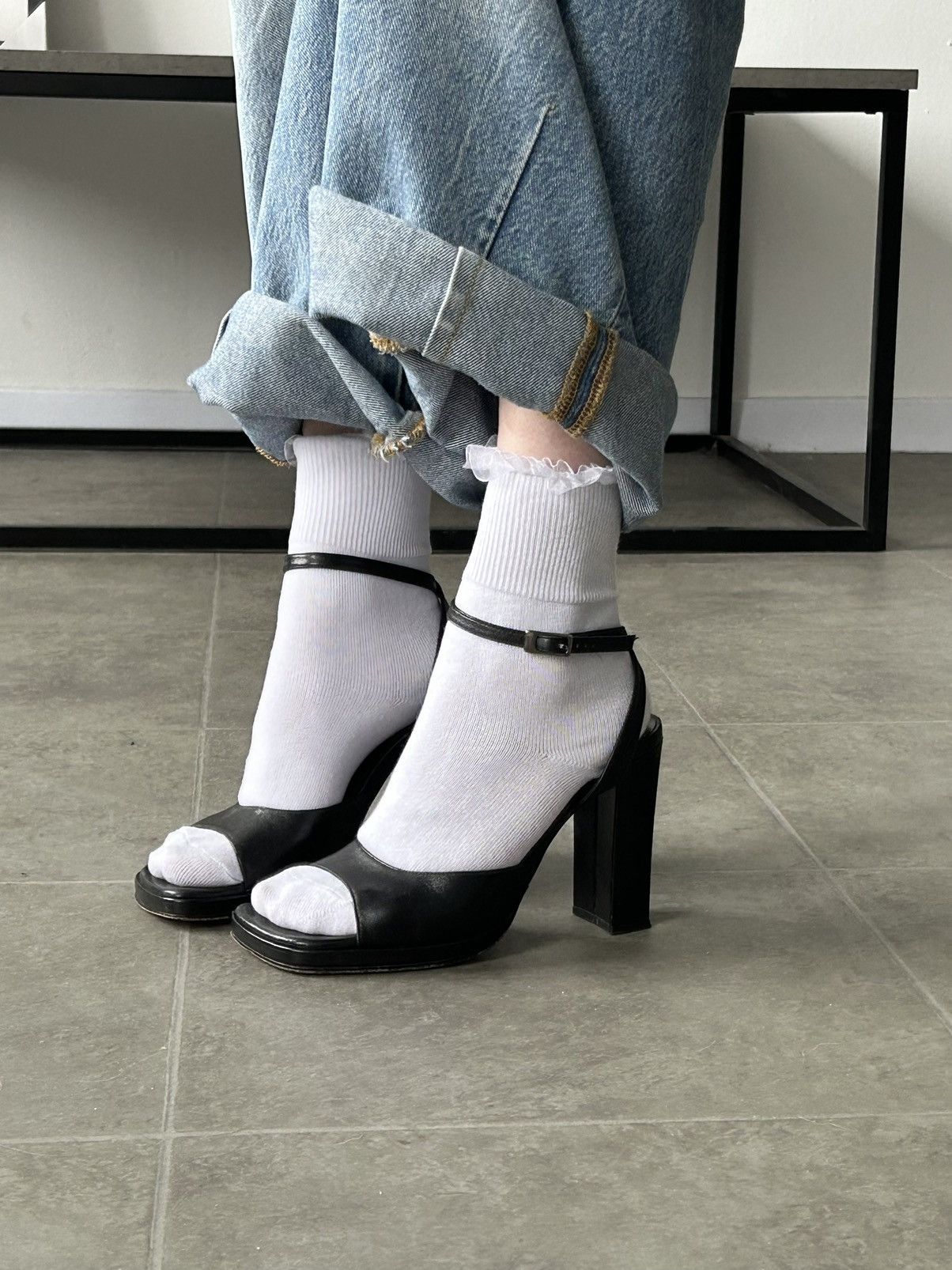 Guess × Vintage Guess Cute Vintage Leather Heels Y2K 00s 90s office siren Size US 6.5 / IT 36.5 - 1 Thumbnail