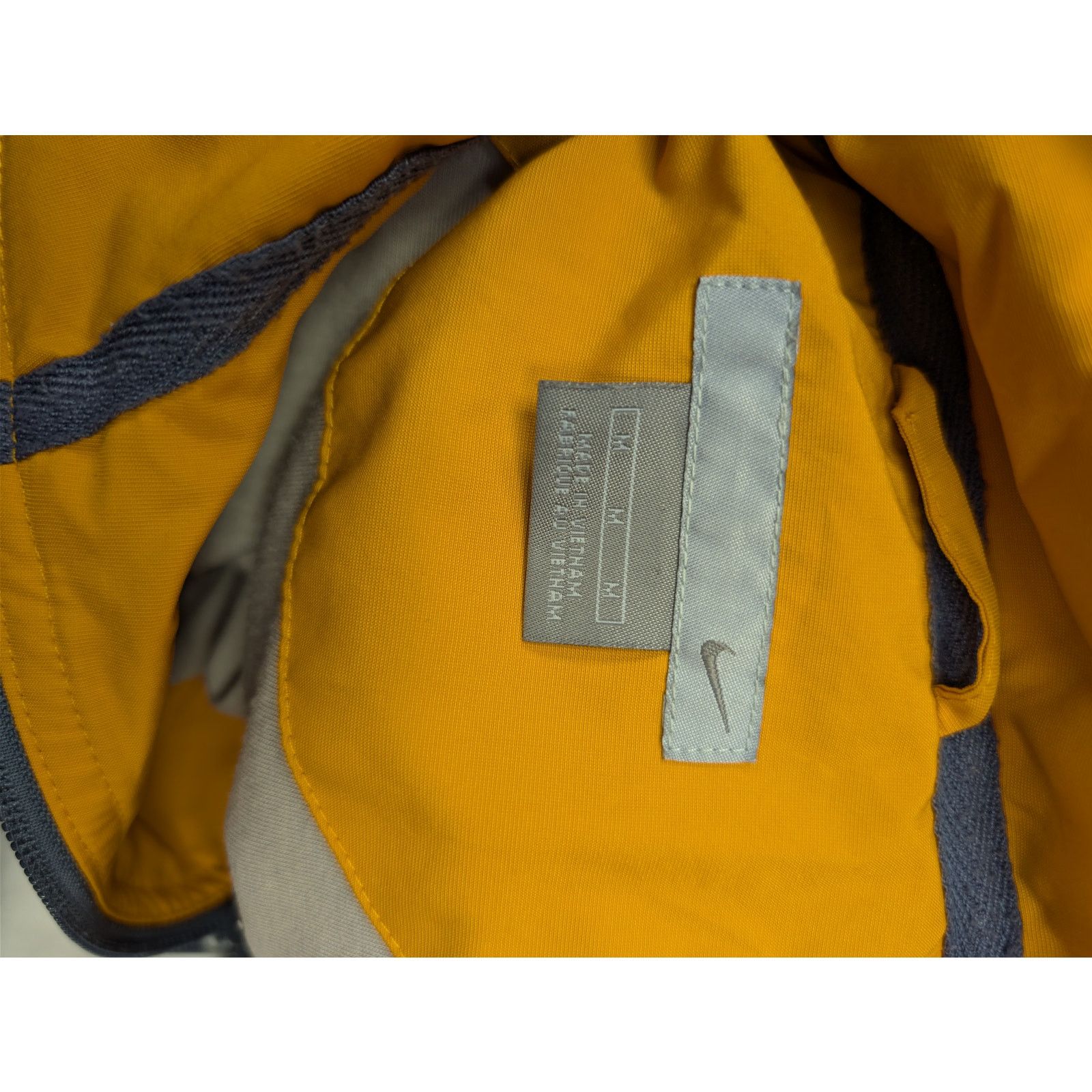 Nike o1rshd1 Vintage Nike Collared Windbreaker Jacket in orange Size US M / EU 48-50 / 2 - 18 Thumbnail