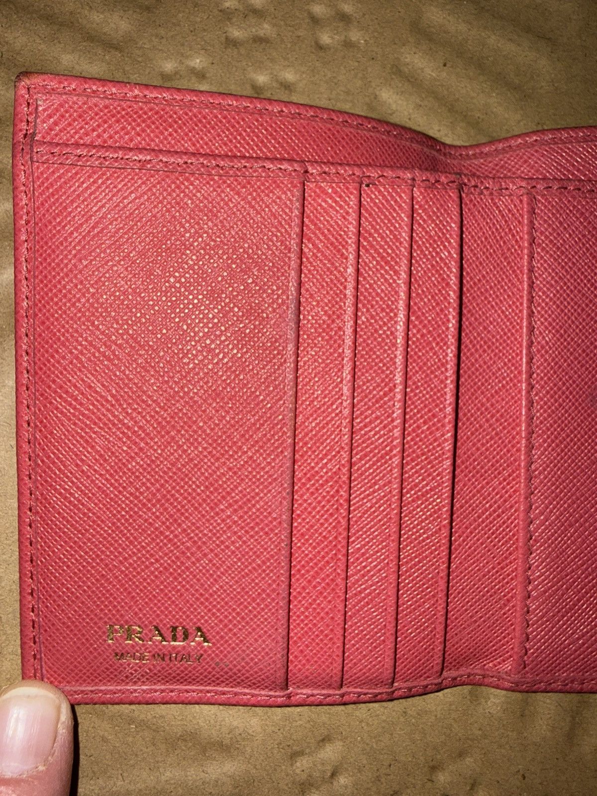 Prada Prada Pink Saffiano tri-fold leather wallet w/ Gold Badge! Size ONE SIZE - 9 Thumbnail