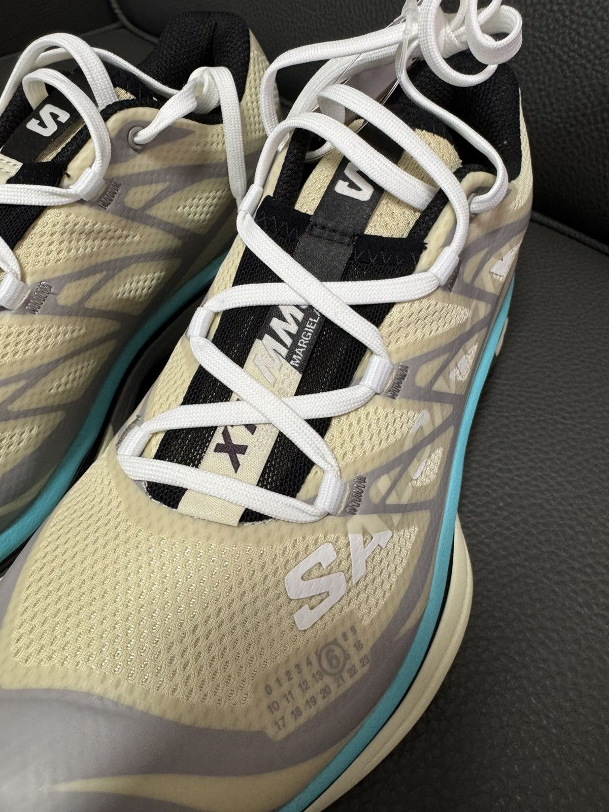 Salomon NIB XT-MM6 Retro Hiking Sneakers Unisex - Beige/Blue, 38 Size US 5.5 / EU 38 - 5 Thumbnail