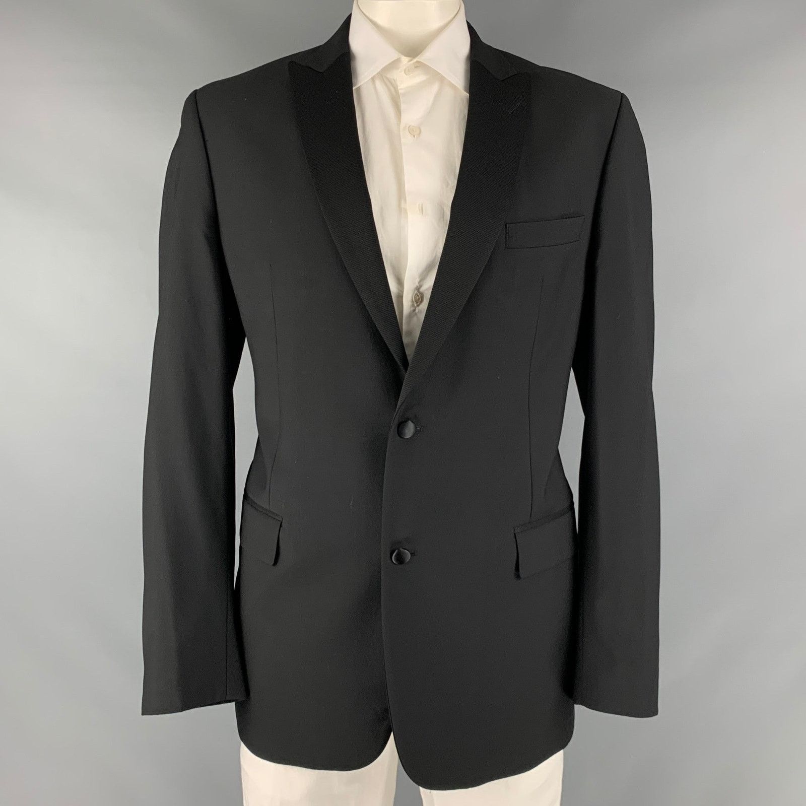 John Varvatos Size 46 Long Black Solid Wool Peak Lapel Sport Coat Size 46L - 1 Thumbnail