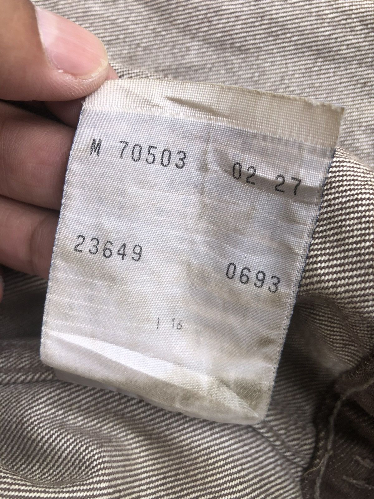 Levi's Vintage 90s' Levi’s Denim Jacket Distressed Denim Size US M / EU 48-50 / 2 - 18 Thumbnail