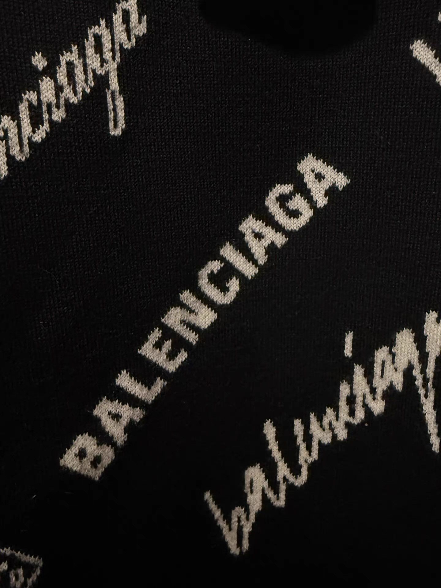 Balenciaga Balenciaga all-over logo graffiti sweater, Ｑ20 Size US S / EU 44-46 / 1 - 4 Thumbnail