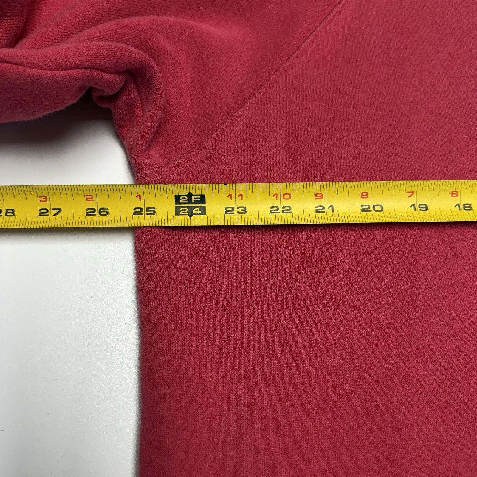 Adidas VTG Adidas Embroidered Center Logo Sweatshirt XL 25x25 Red P Size US XL / EU 56 / 4 - 9 Thumbnail