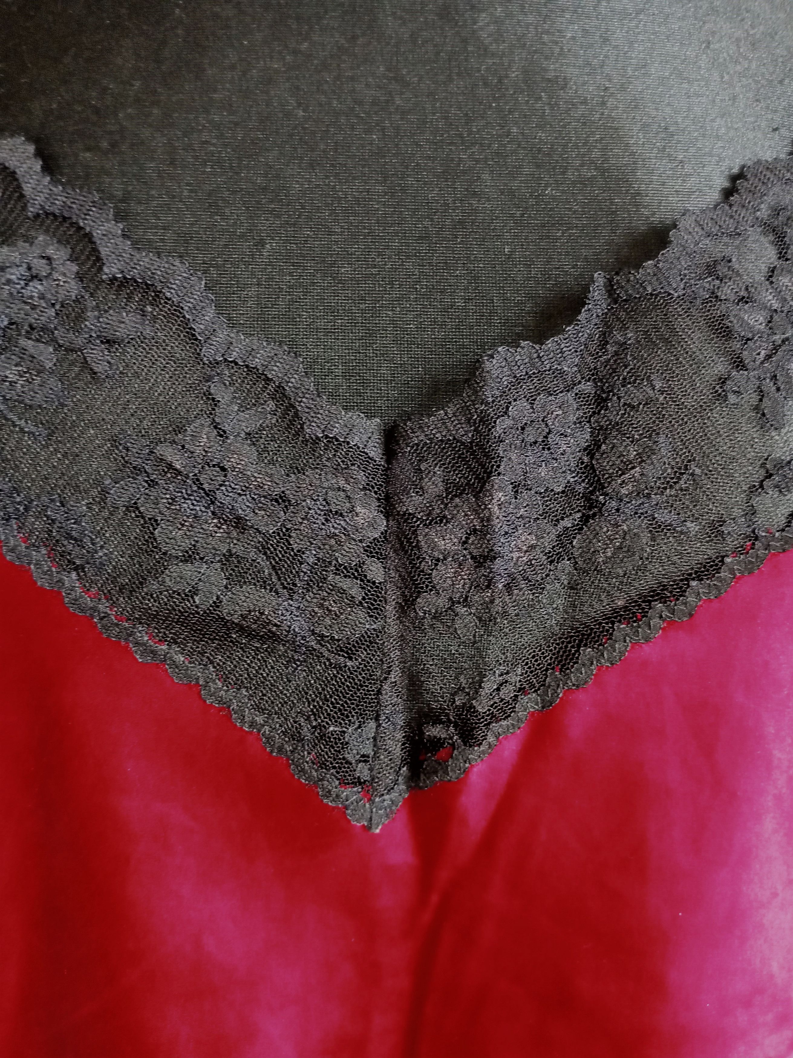 Vintage Red Silk Camisole with black lace Size ONE SIZE - 5 Thumbnail