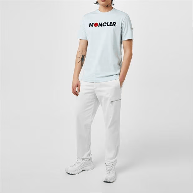 Moncler Flocked Logo T-Shirt Size US S / EU 44-46 / 1 - 5 Thumbnail