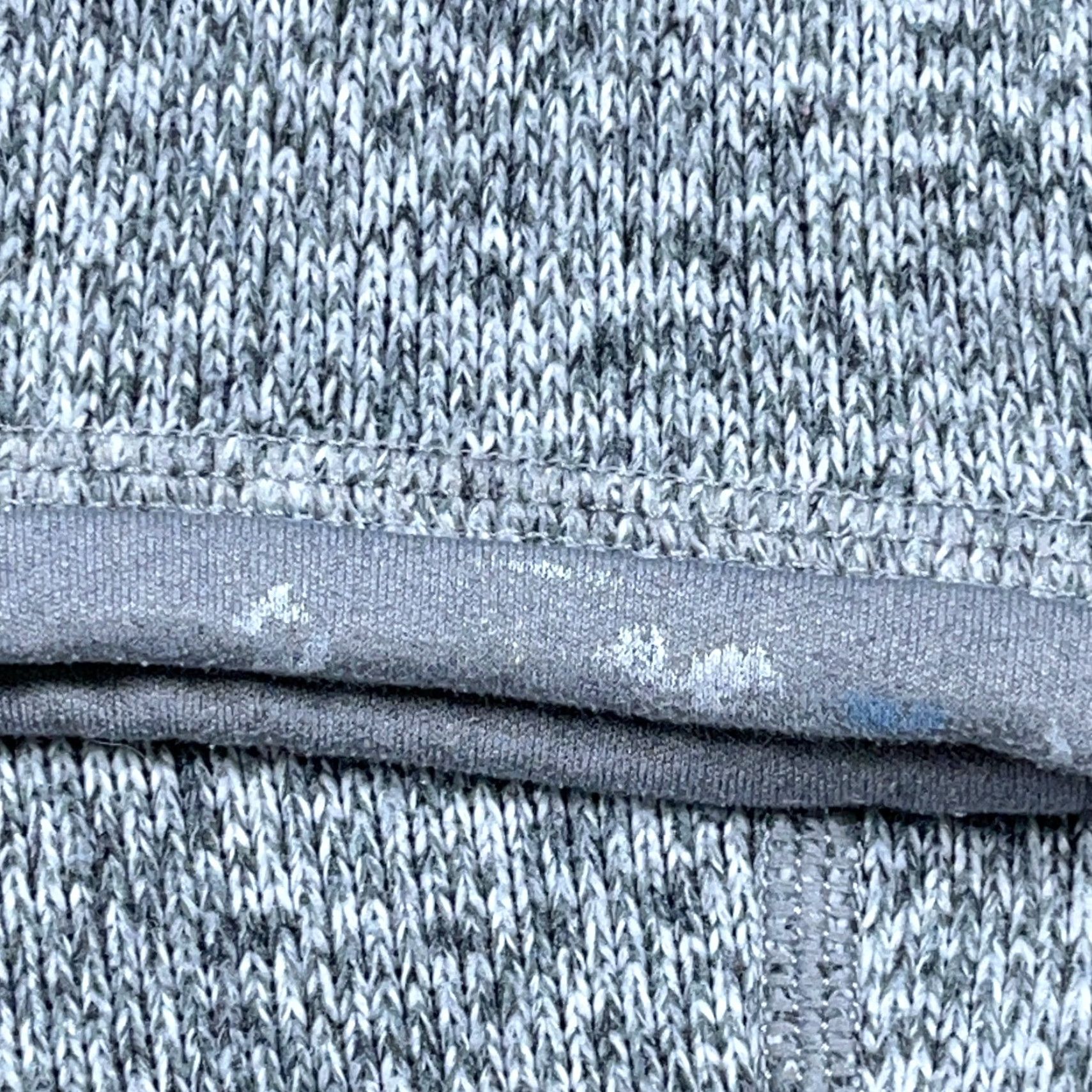 Patagonia Patagonia Sweater Women Large Gray Pullover Half Zip Classic Knit Embroidered Logo Zipper Raglan Sleeve Size L / US 10 / IT 46 - 3 Thumbnail
