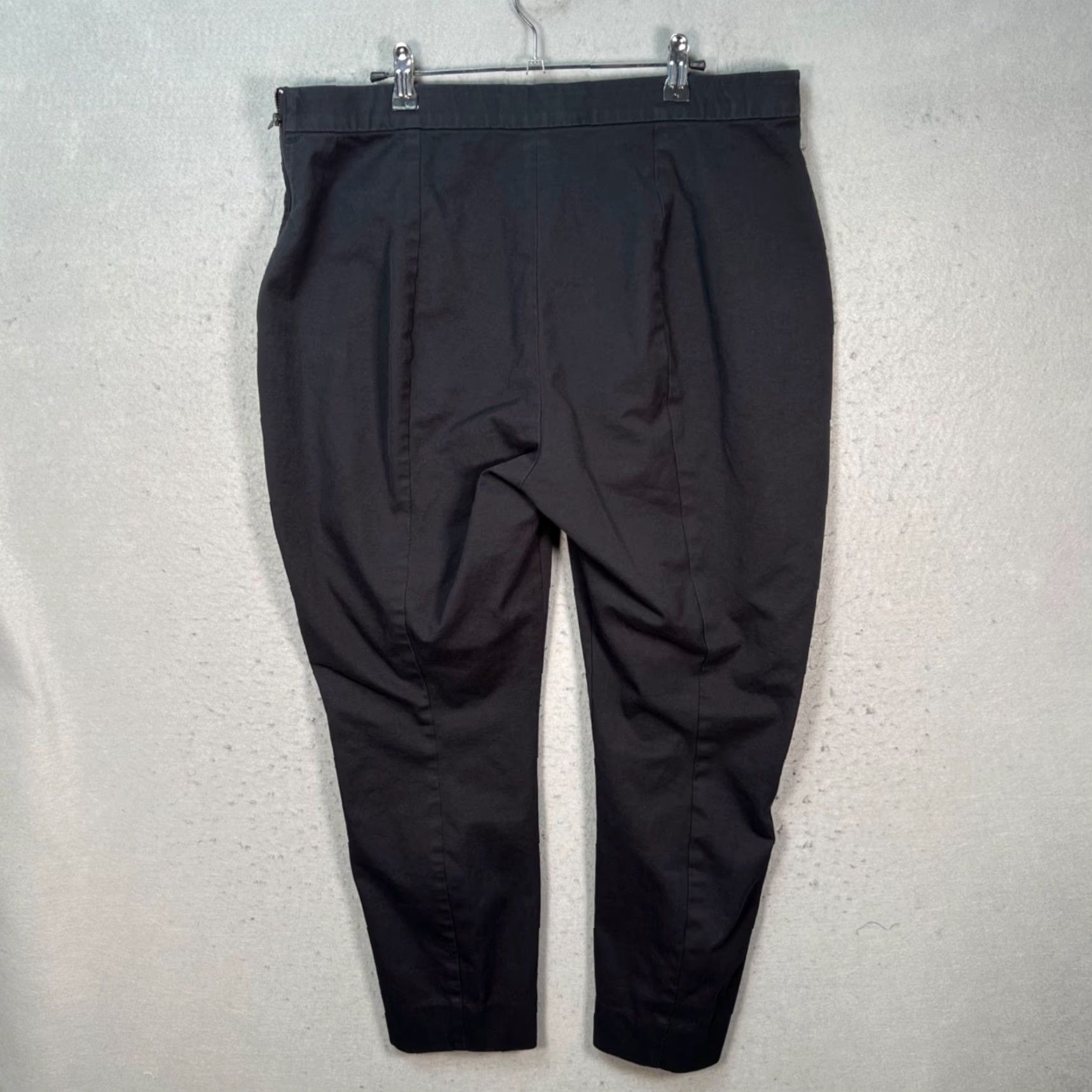 Everlane Everlane Womens 16 Black Tapered Leg Pants Cotton Blend Flat Front High Rise Stretch Ankle 26in Regular 26in Inseam Mens, Womens, Girls, Boys Size 38" / US 16 / IT 52 - 2 Thumbnail