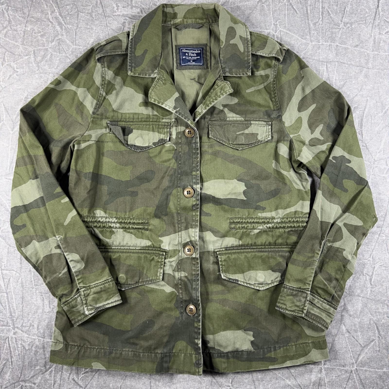 Abercrombie & Fitch Abercrombie Jacket Women's M Camo Button Up Size M / US 6-8 / IT 42-44 - 2 Thumbnail